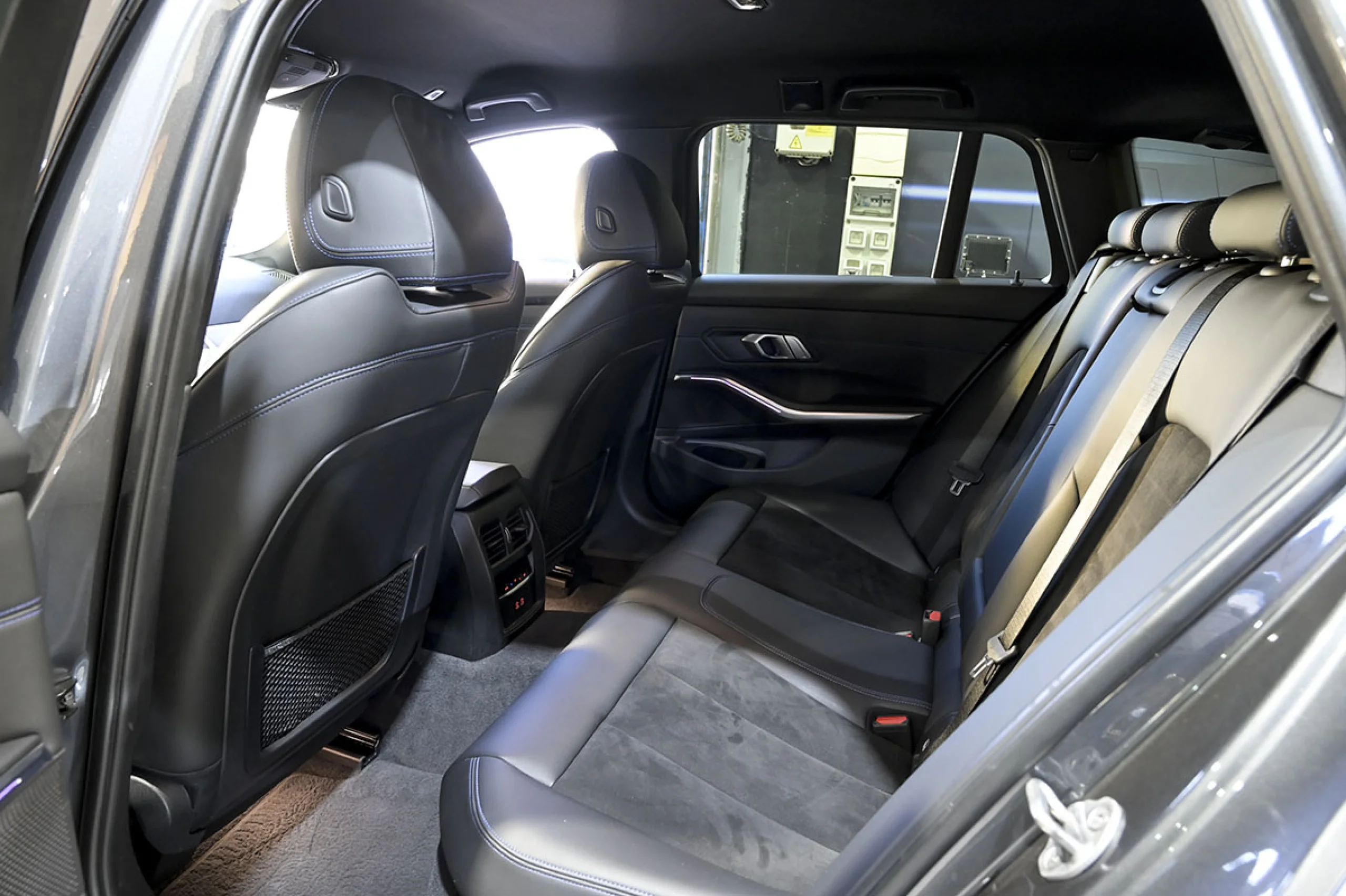 BMW 320 Serie 3 320d xDrive Automatica Touring - Foto 16