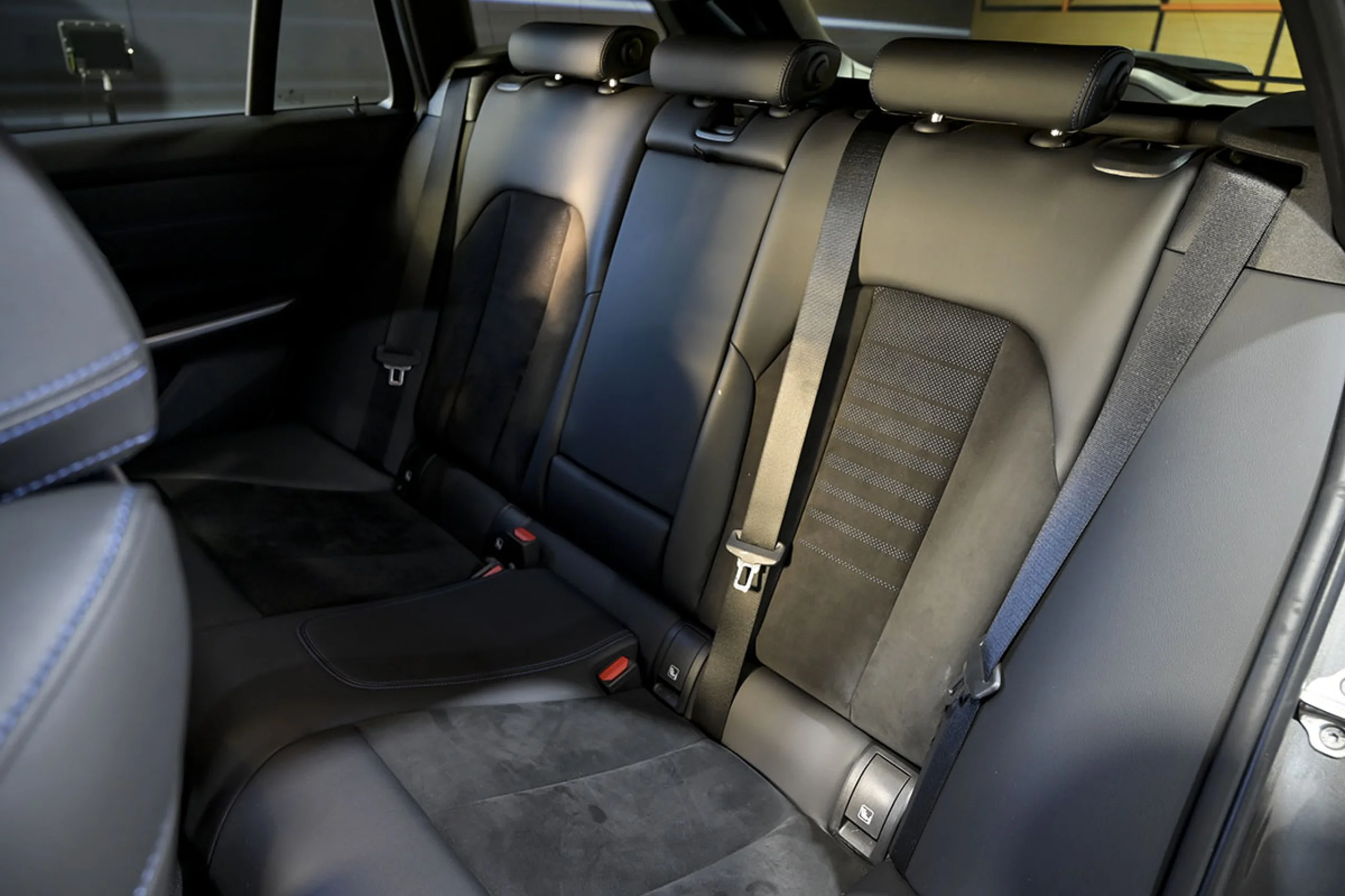 BMW 320 Serie 3 320d xDrive Automatica Touring - Foto 17