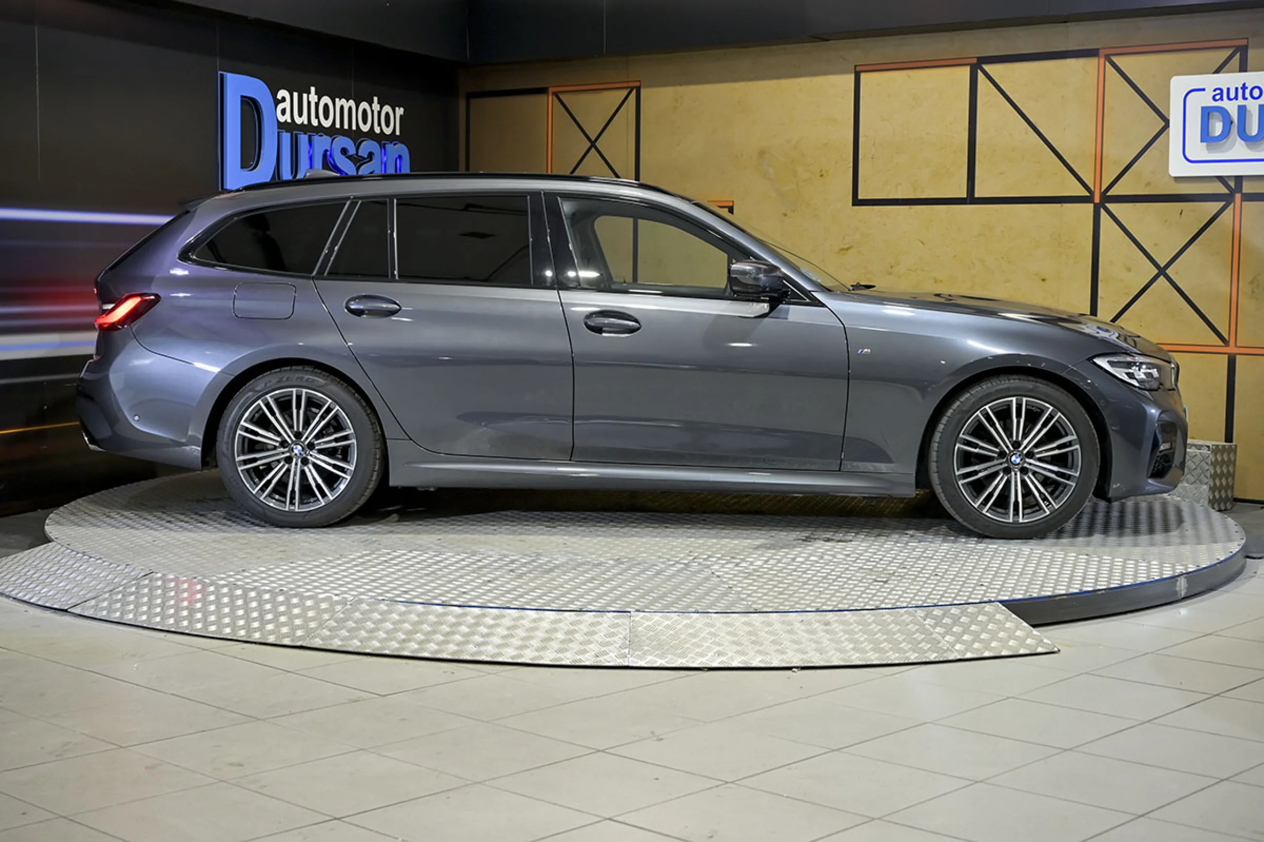 BMW 320 Serie 3 320d xDrive Automatica Touring - Foto 21