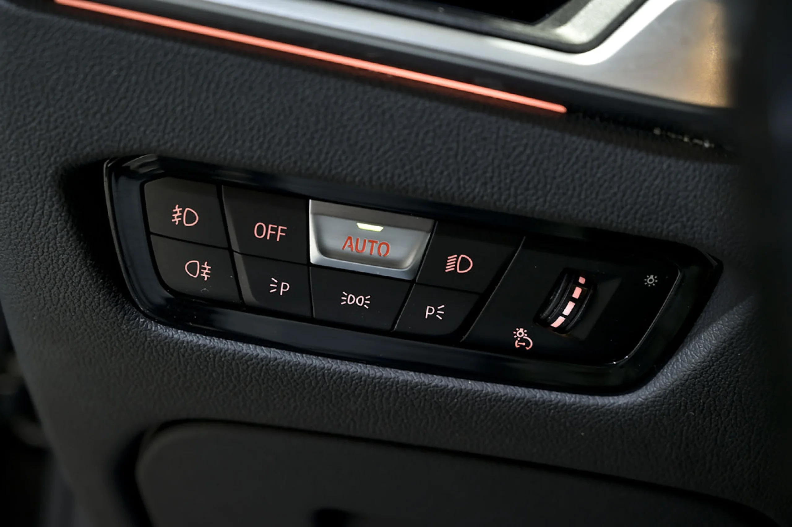 BMW 320 Serie 3 320d xDrive Automatica Touring - Foto 24