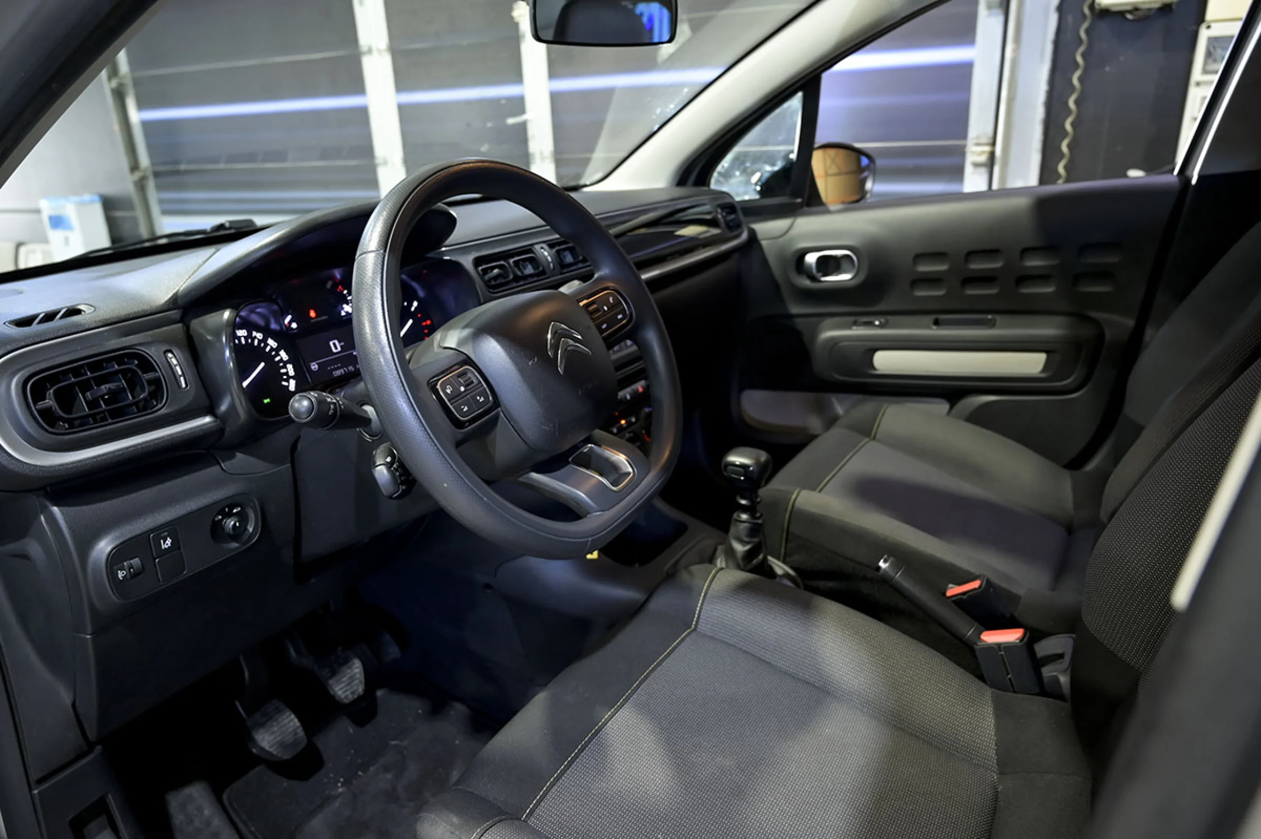 Citroen C3 BlueHDi 75KW 100CV SS Live Pack - Foto 6