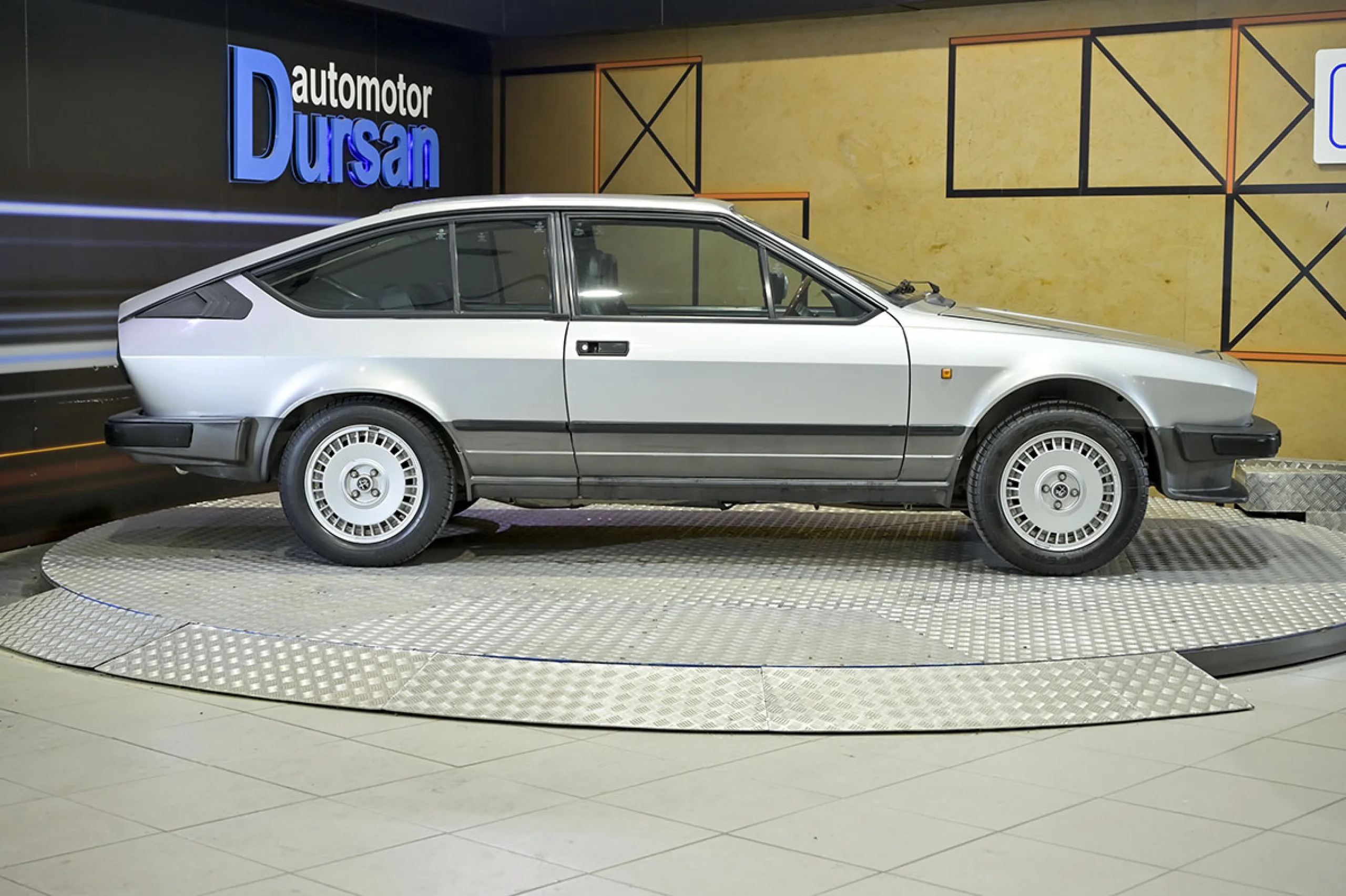 Alfa Romeo GTV GTV 2.0 - Foto 16