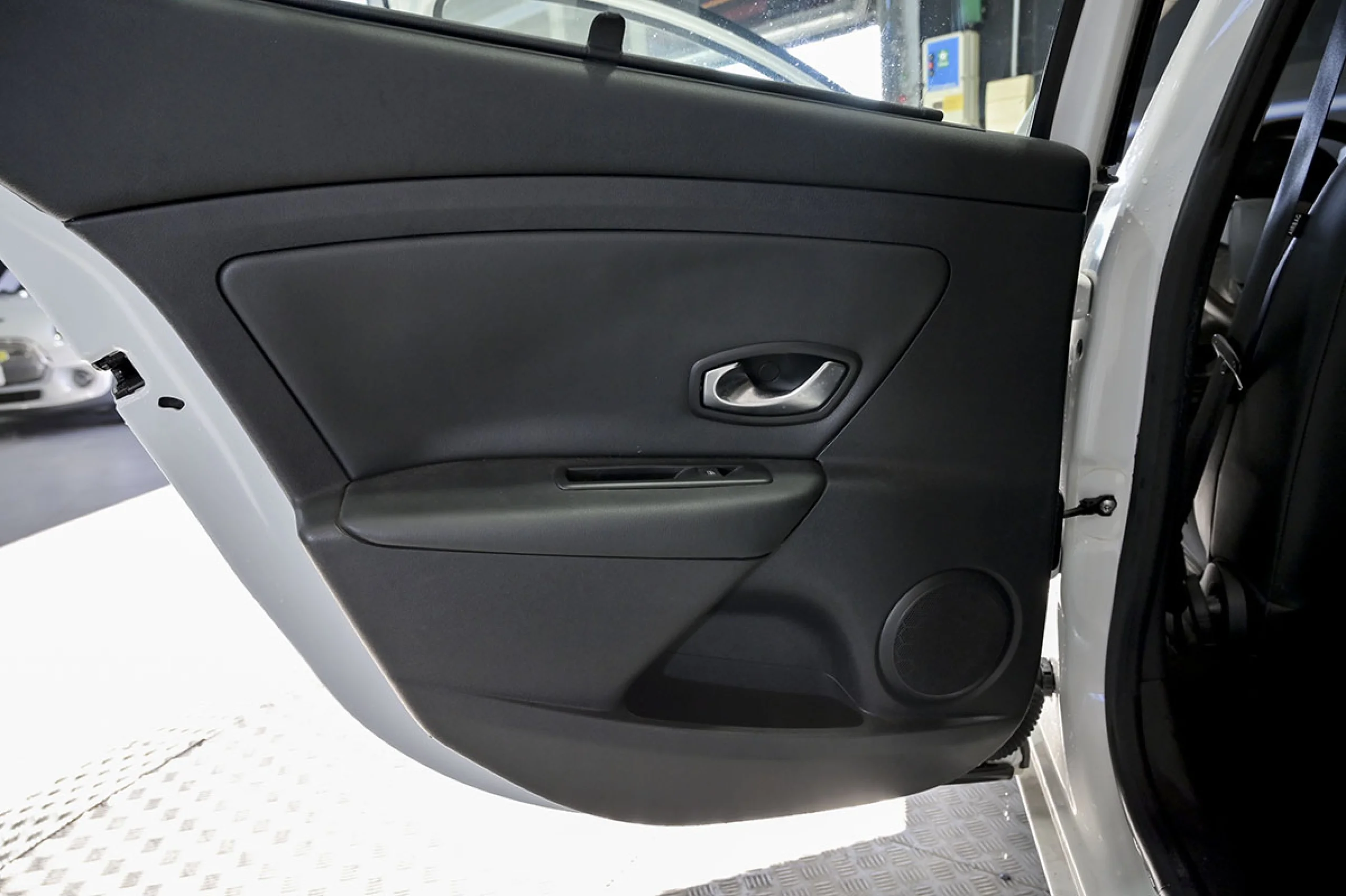 Renault Fluence ZE Dynamique - Foto 29