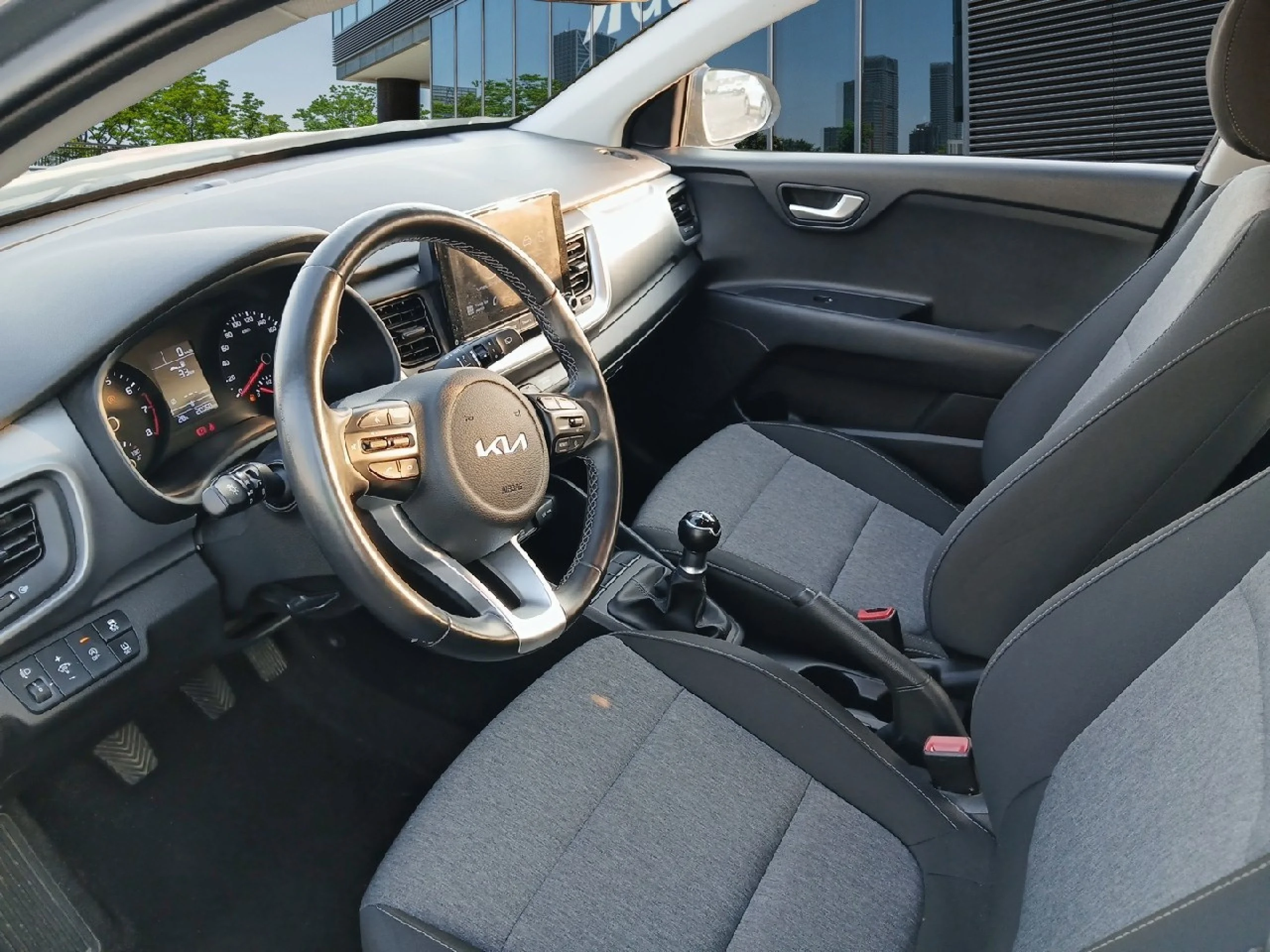 Kia Stonic 1.2 DPi 62kW (84CV) Concept - Foto 7