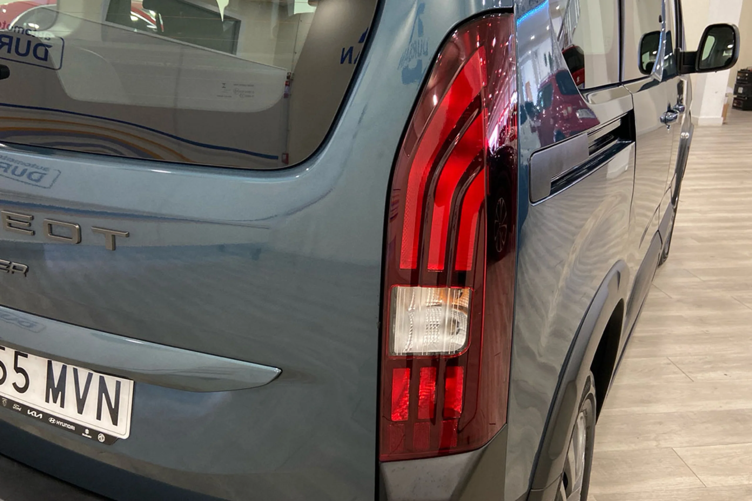 Peugeot Rifter Allure Business Standard BlueHDi 96kW - Foto 18