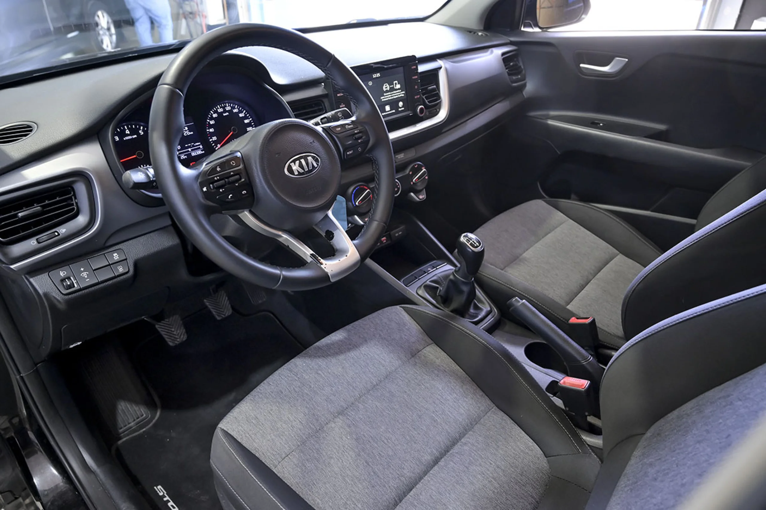 Kia Stonic 1.0 TGDi 74kW 100CV Concept - Foto 6