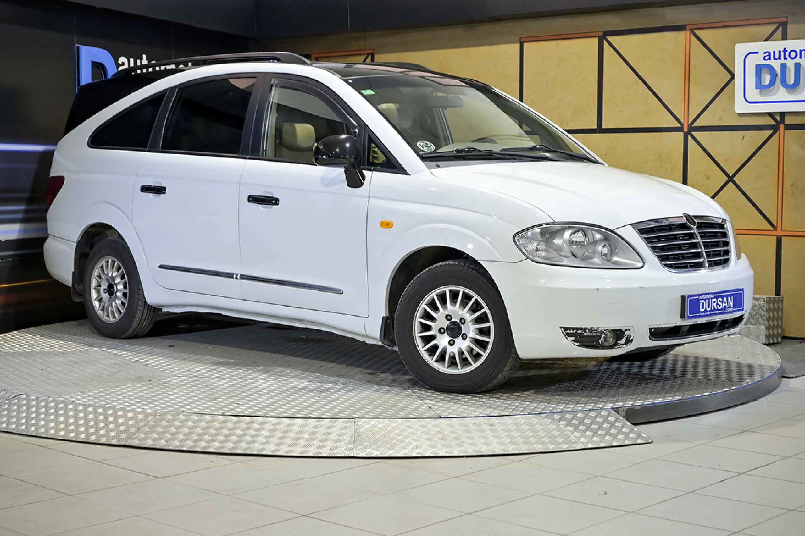 Ssangyong Rodius 270Xdi Limited - Foto 3