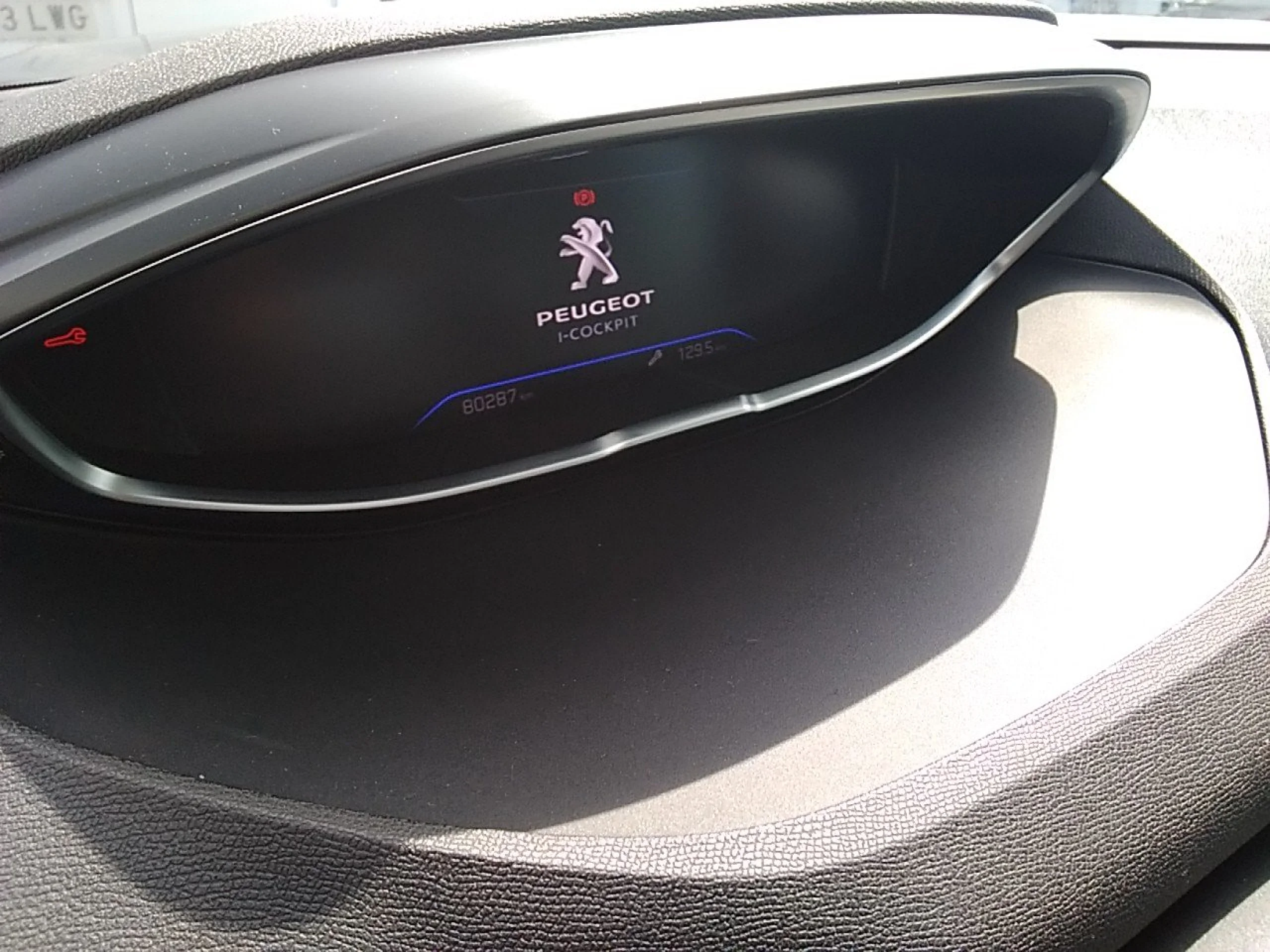 Peugeot 3008 1.5 BlueHDi 96kW (130CV) S&amp;S Active Pack - Foto 8