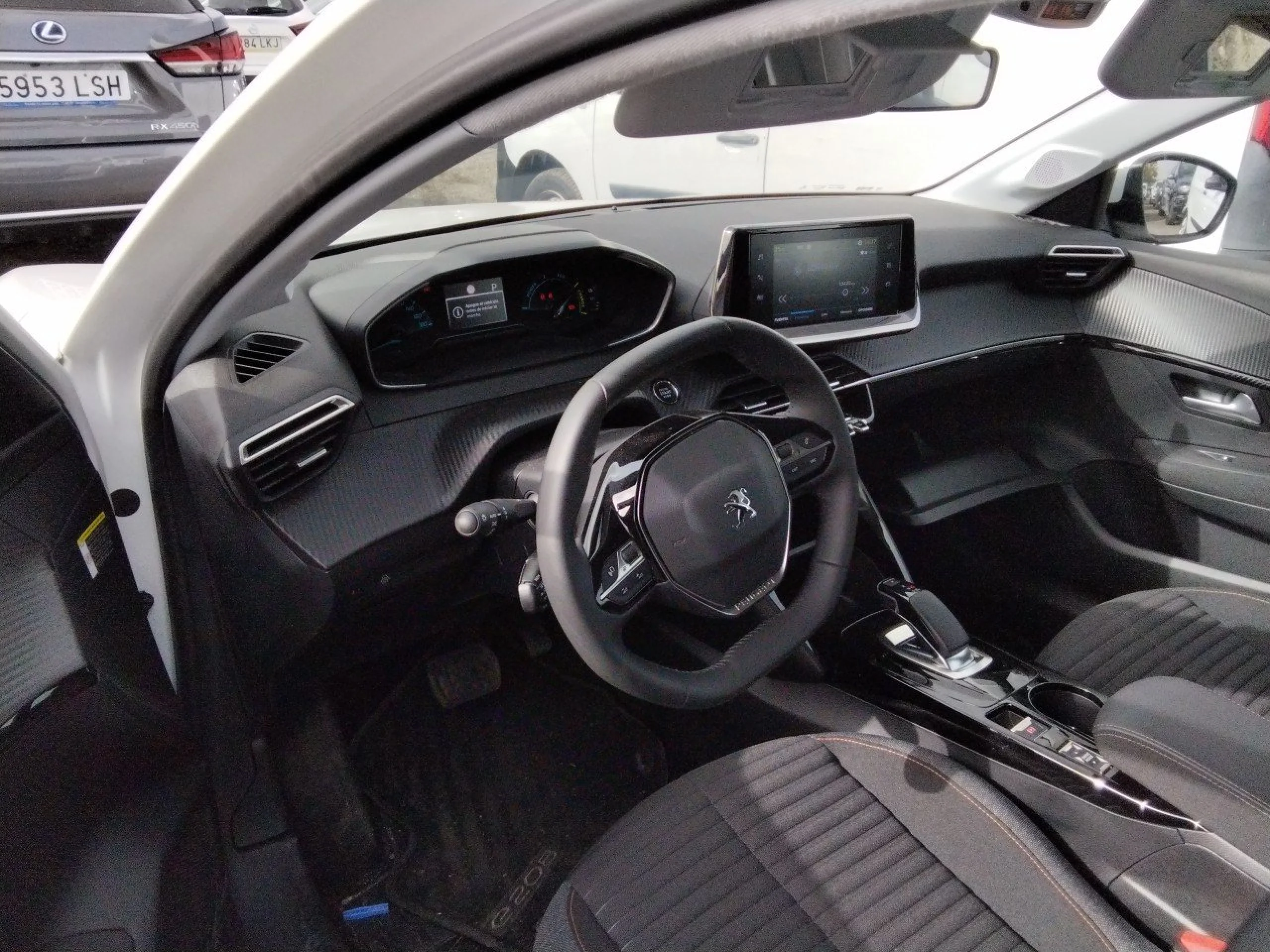 Peugeot 208 Eléctrico Active - Foto 7