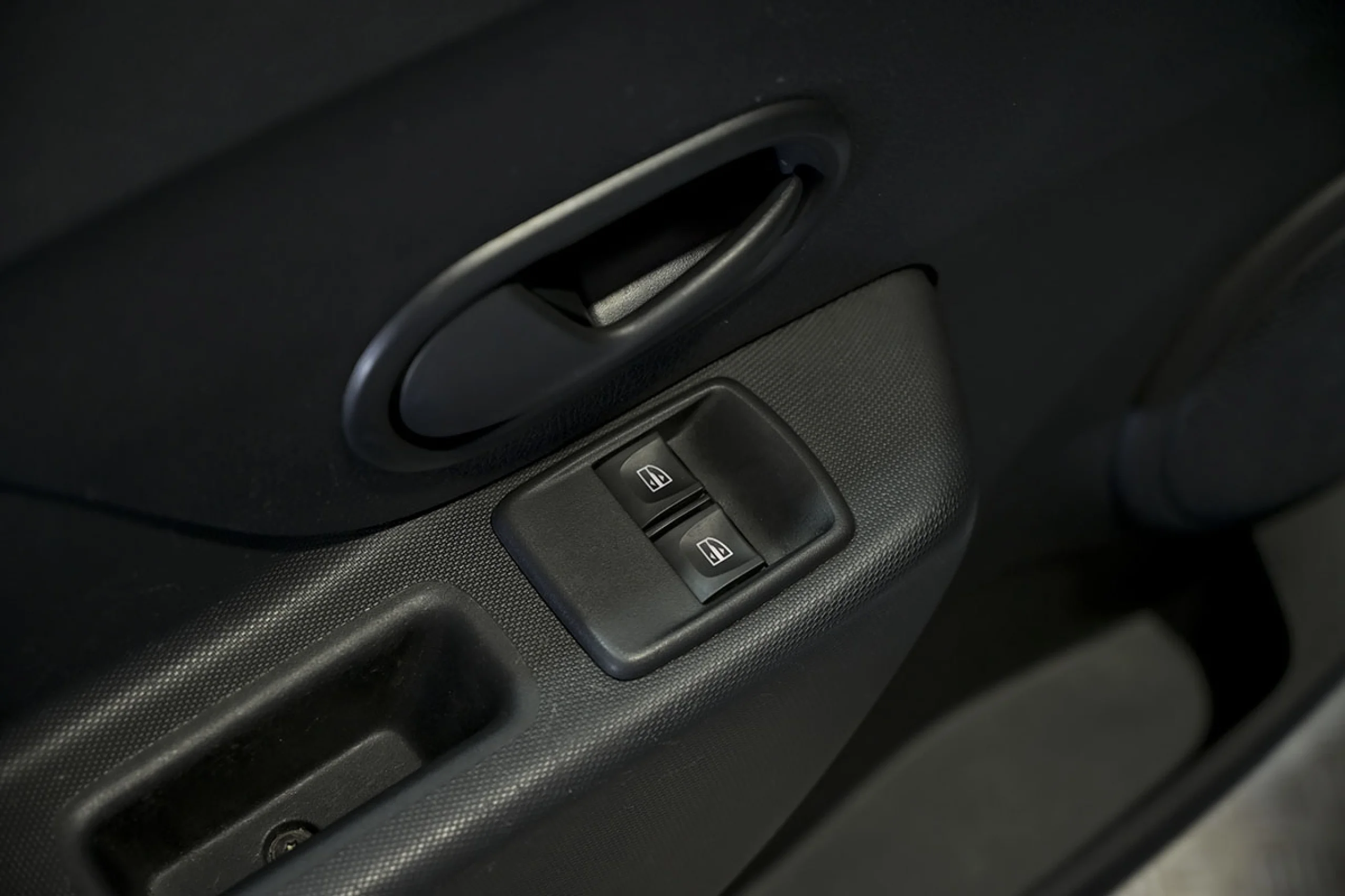 Dacia Logan Essential TCE 66kW 90CV GLP  18 - Foto 21