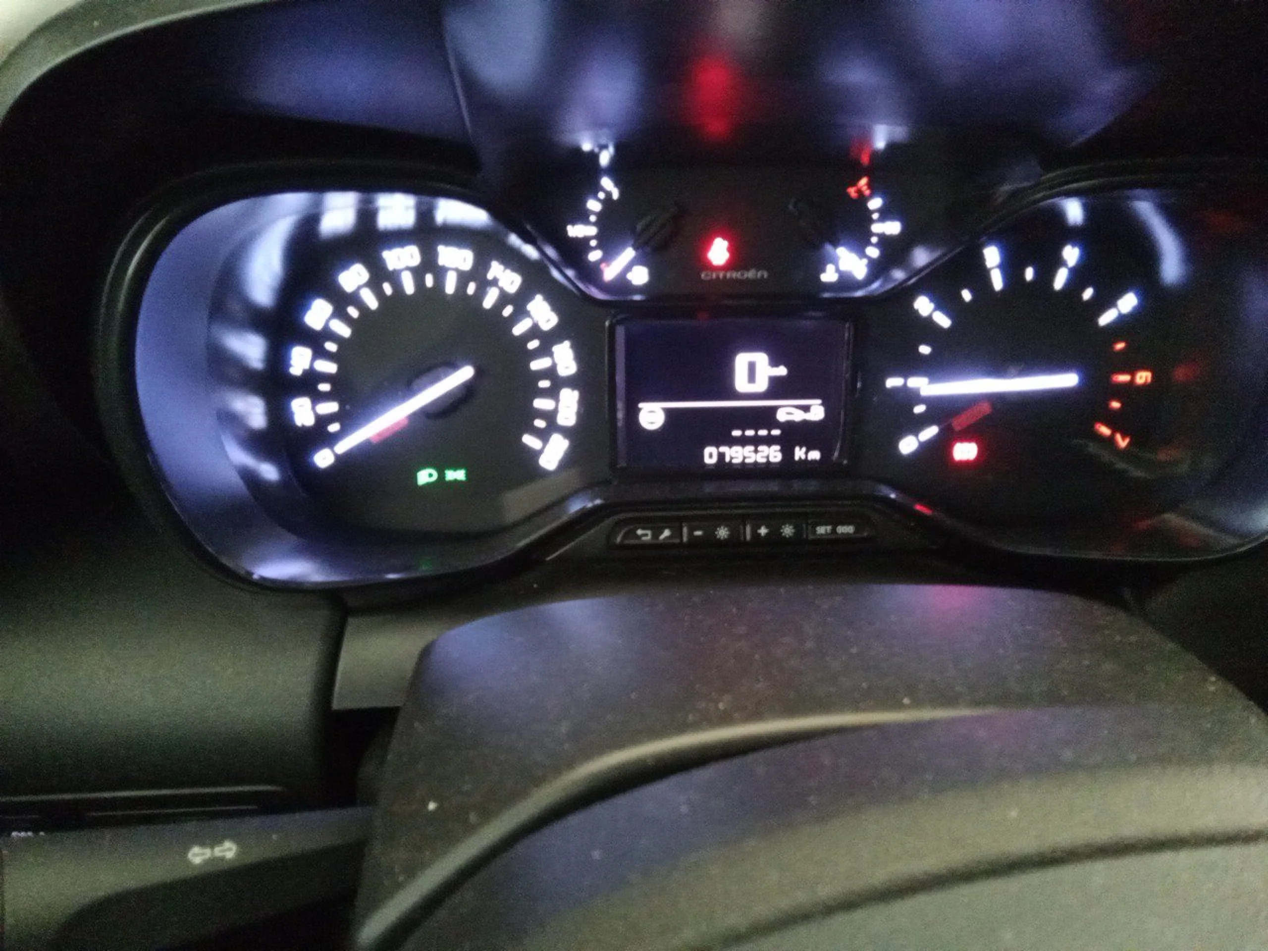 Citroen C3 Aircross BlueHDi 81kW (110CV) S&amp;S Feel - Foto 8