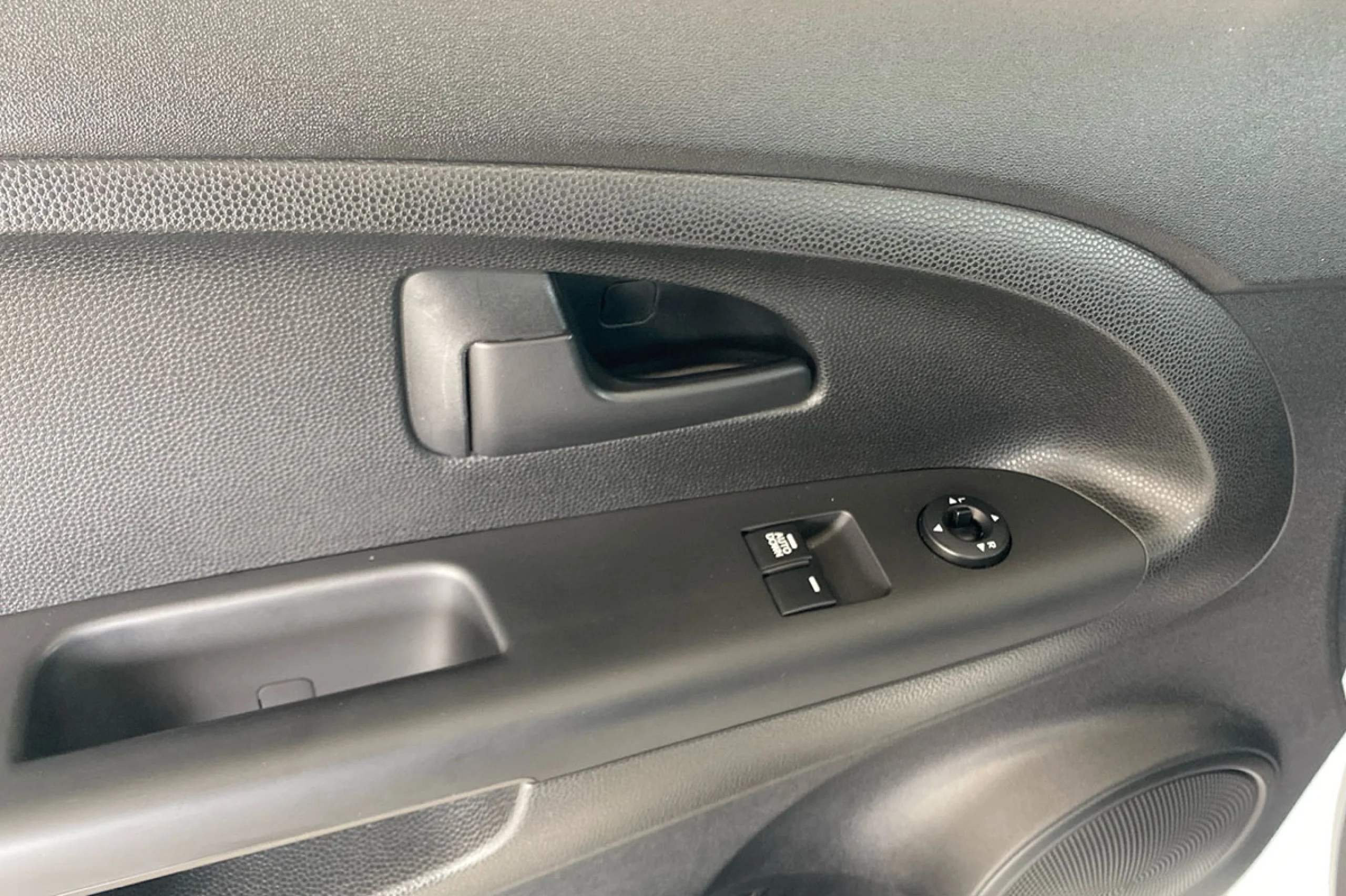 Kia Venga 1.4 CVVT 90CV Concept - Foto 18