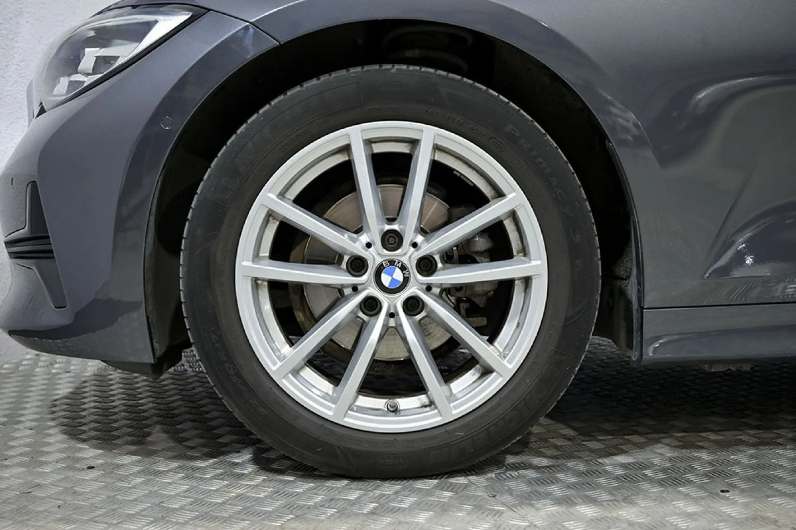 BMW 318 Serie 3 318dA Business - Foto 13
