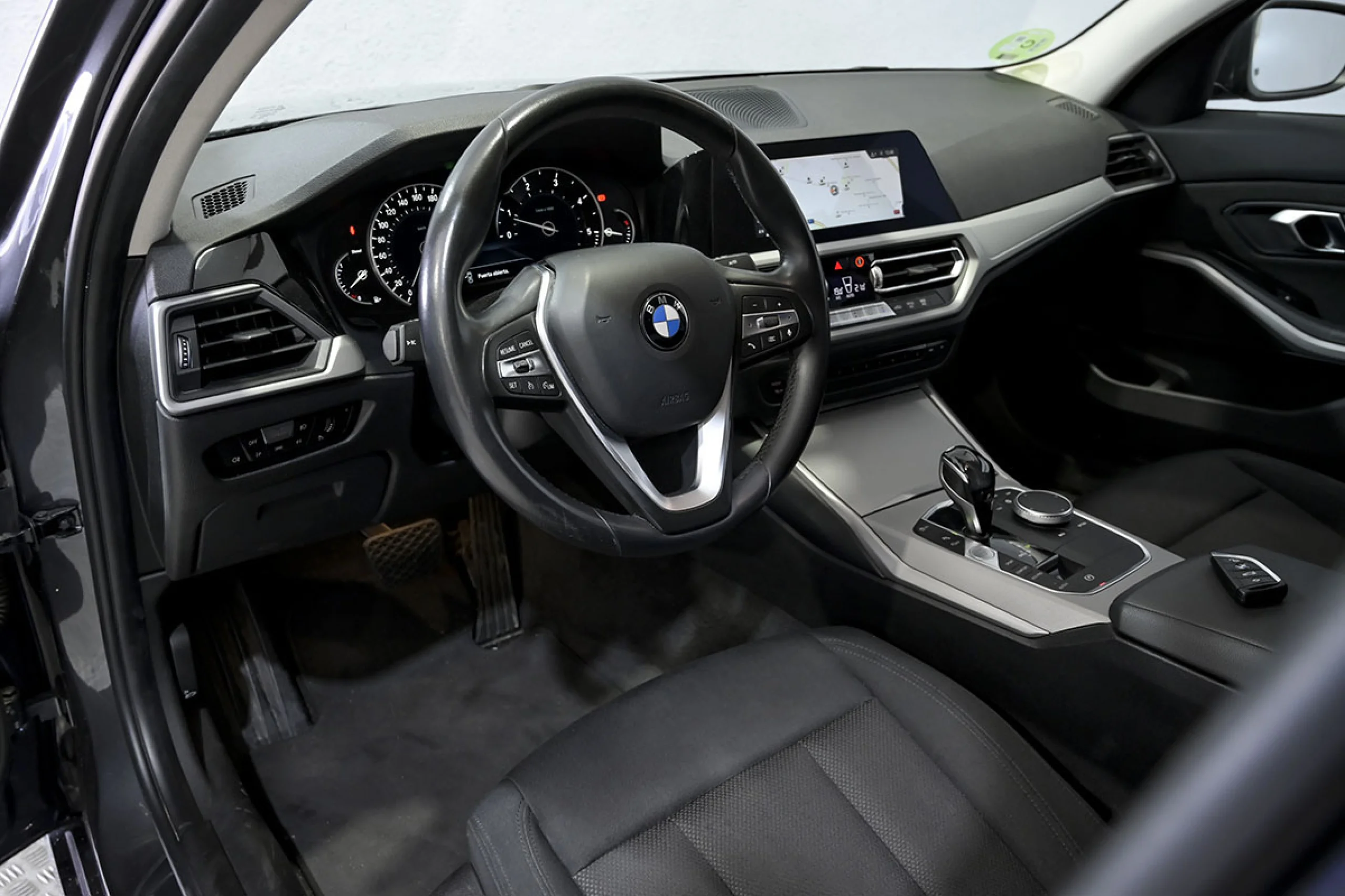 BMW 318 Serie 3 318dA Business - Foto 21