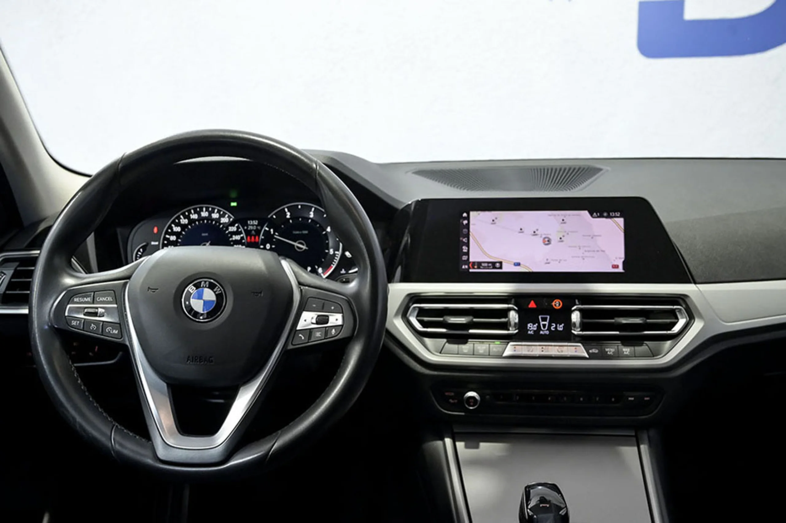 BMW 318 Serie 3 318dA Business - Foto 22