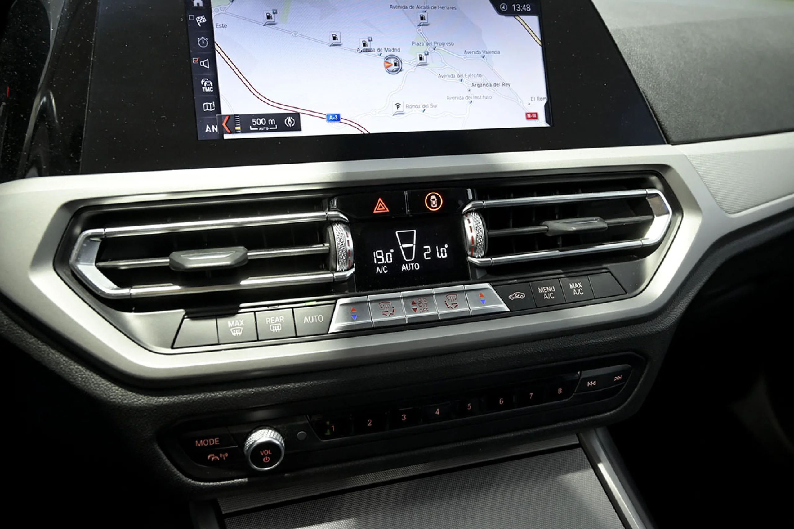 BMW 318 Serie 3 318dA Business - Foto 23