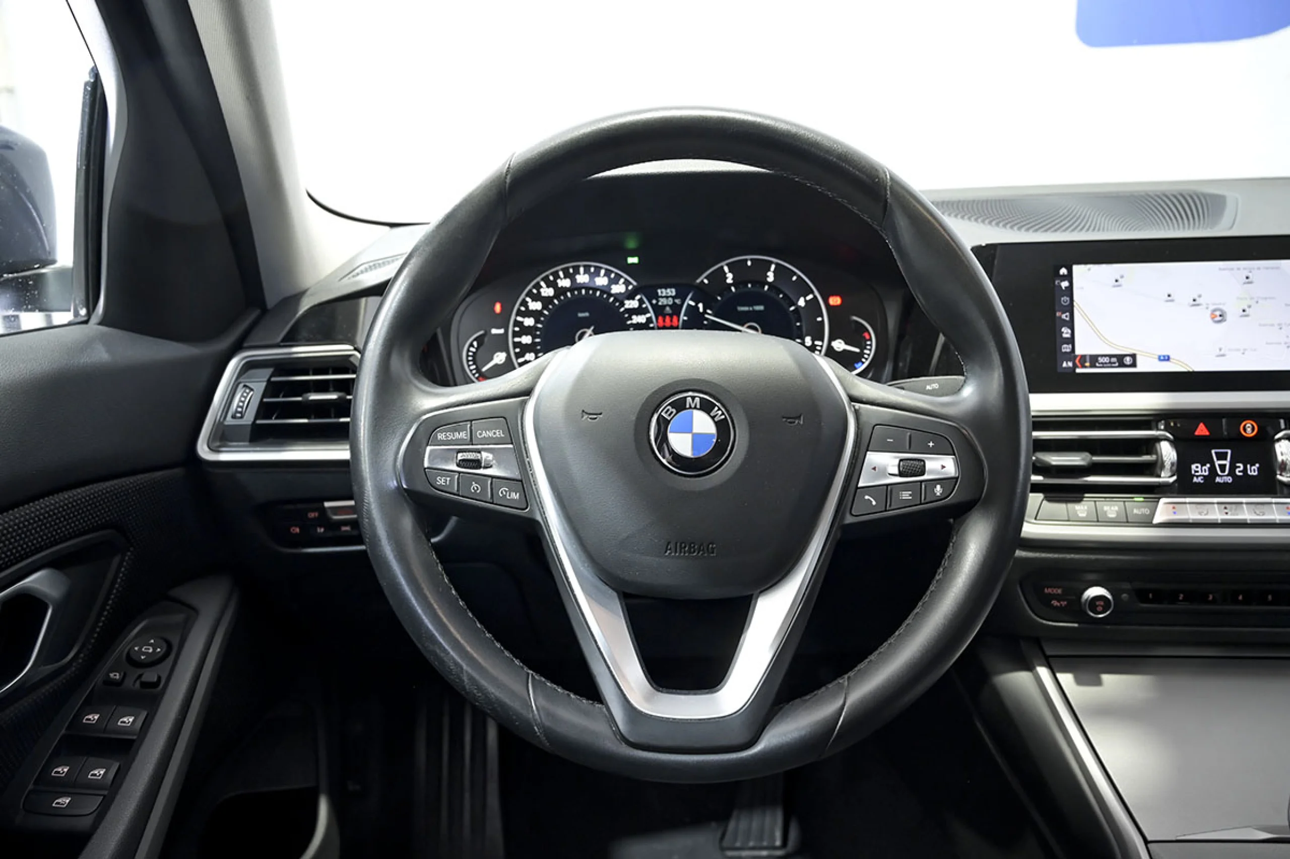 BMW 318 Serie 3 318dA Business - Foto 31