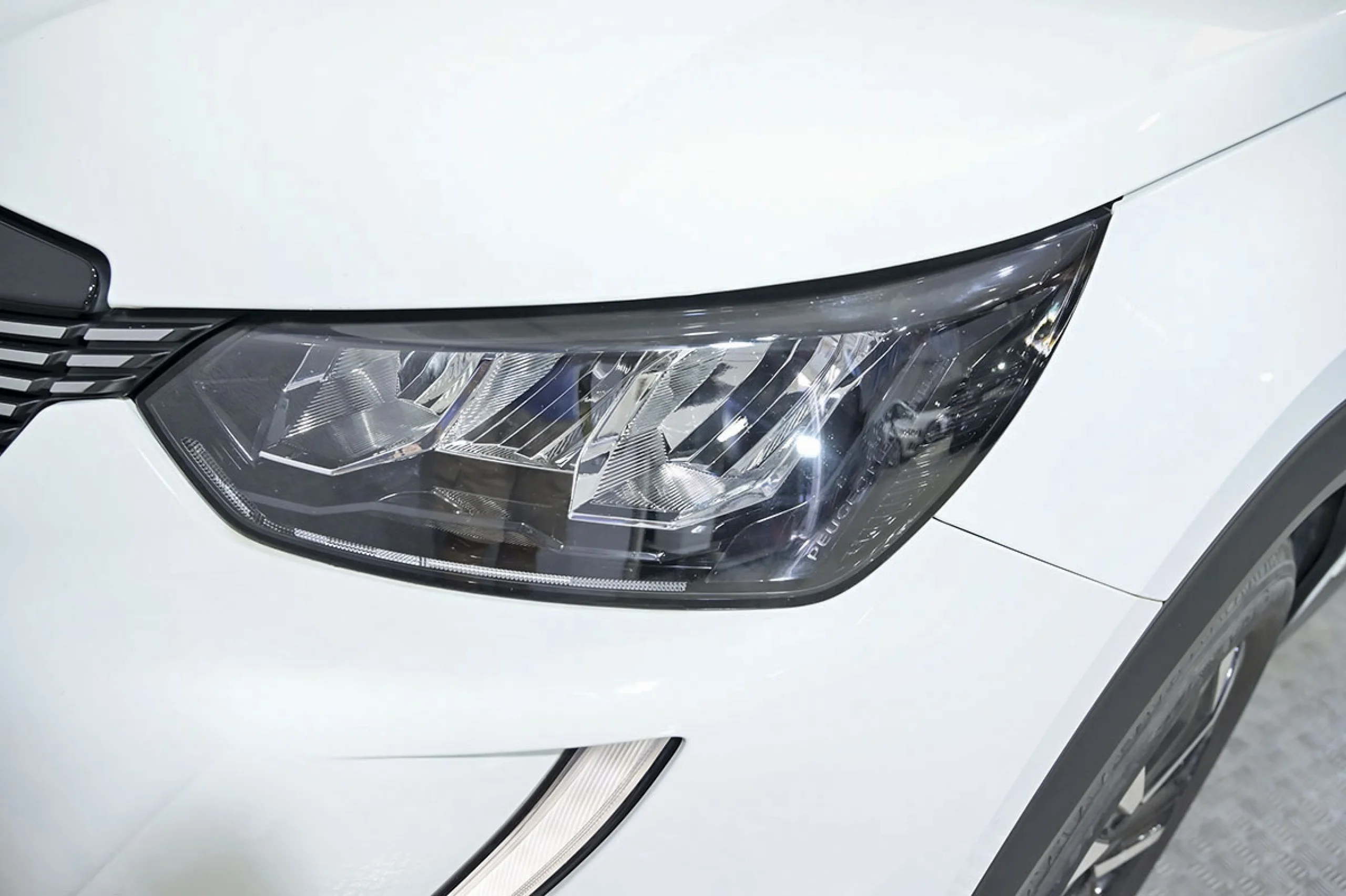 Peugeot 2008 Allure BlueHDI 81kW 110CV - Foto 15