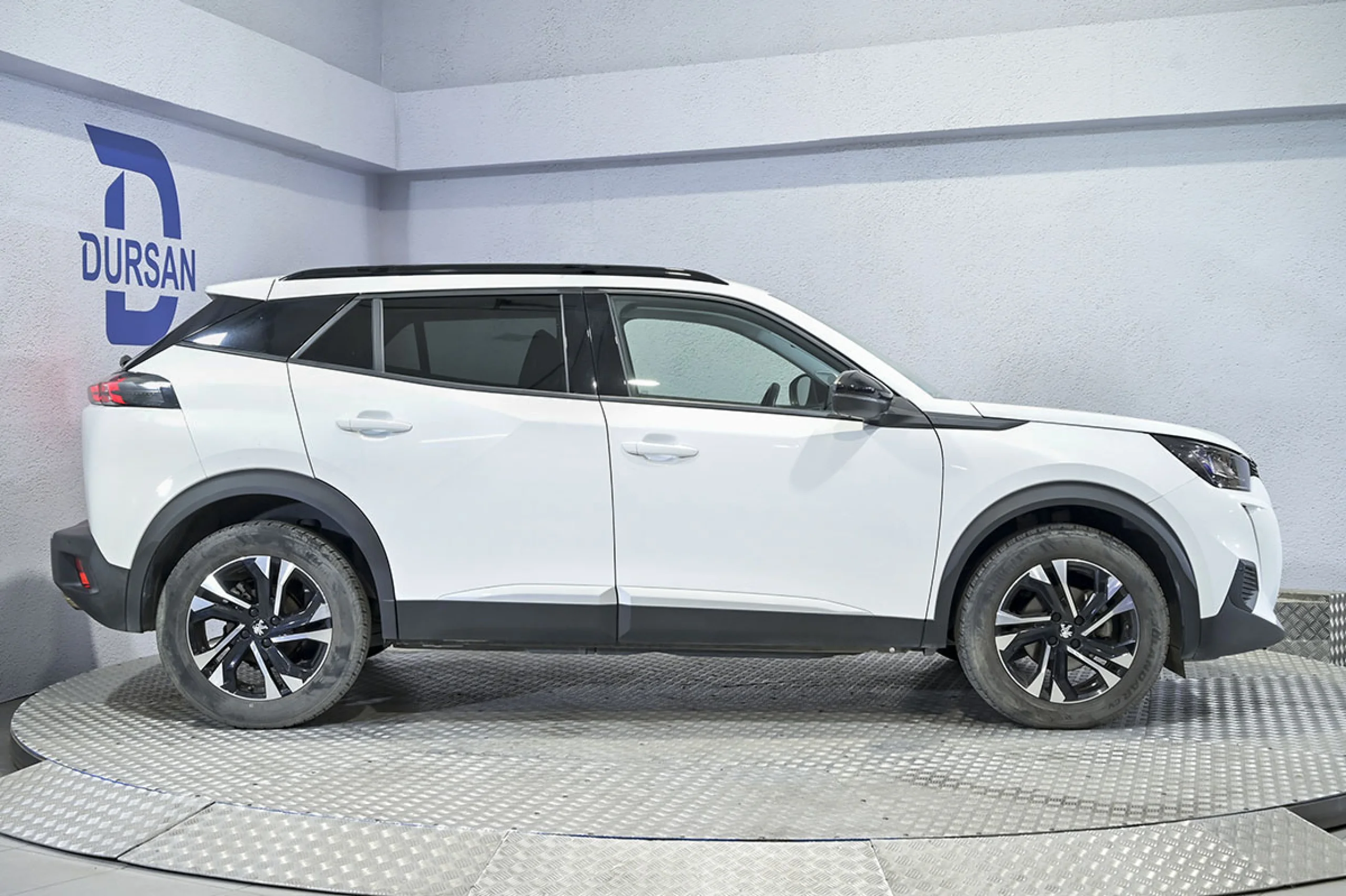 Peugeot 2008 Allure BlueHDI 81kW 110CV - Foto 17