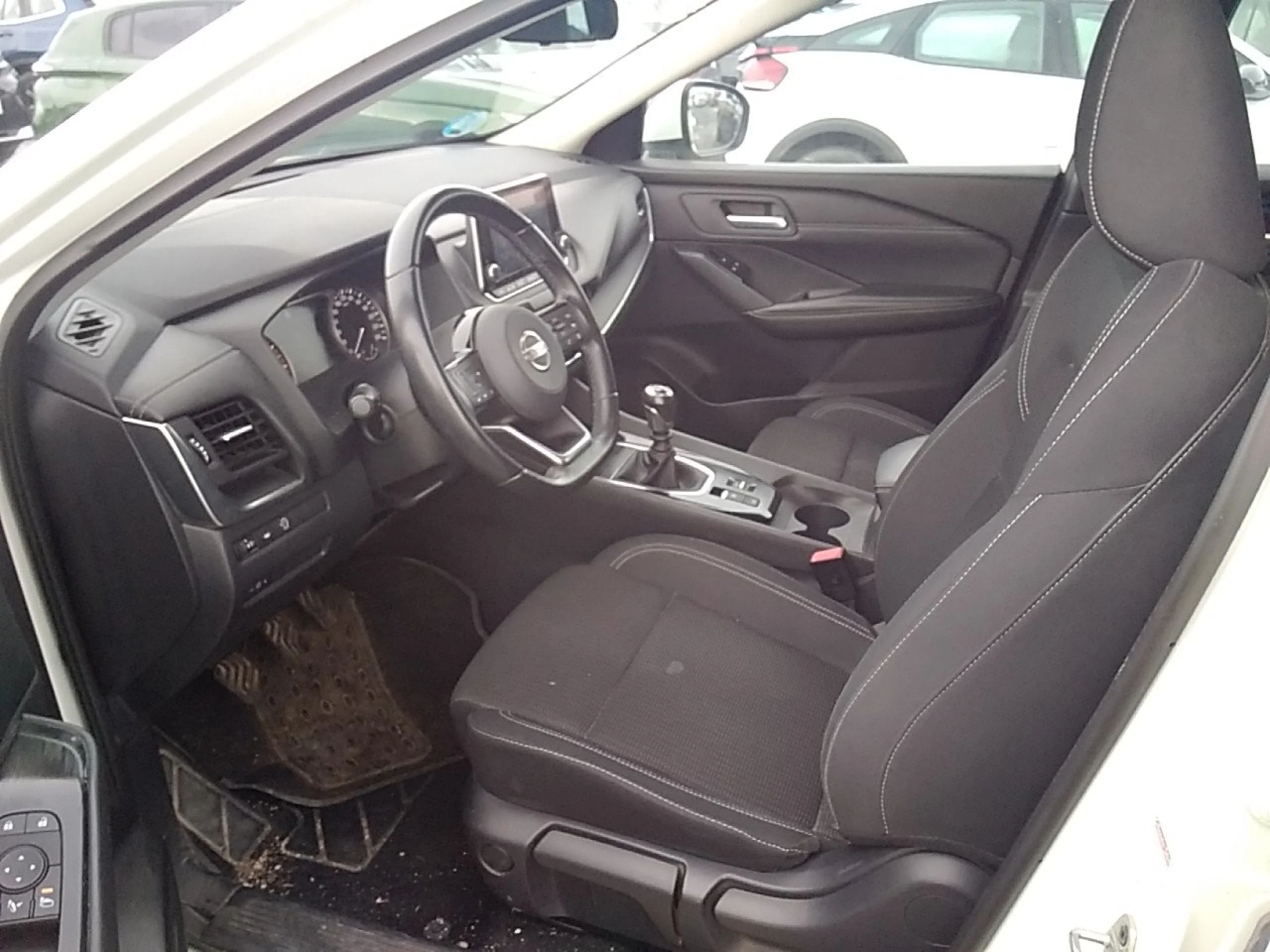 Nissan Qashqai DIG-T 103kW (140CV) mHEV 4x2 Acenta - Foto 7