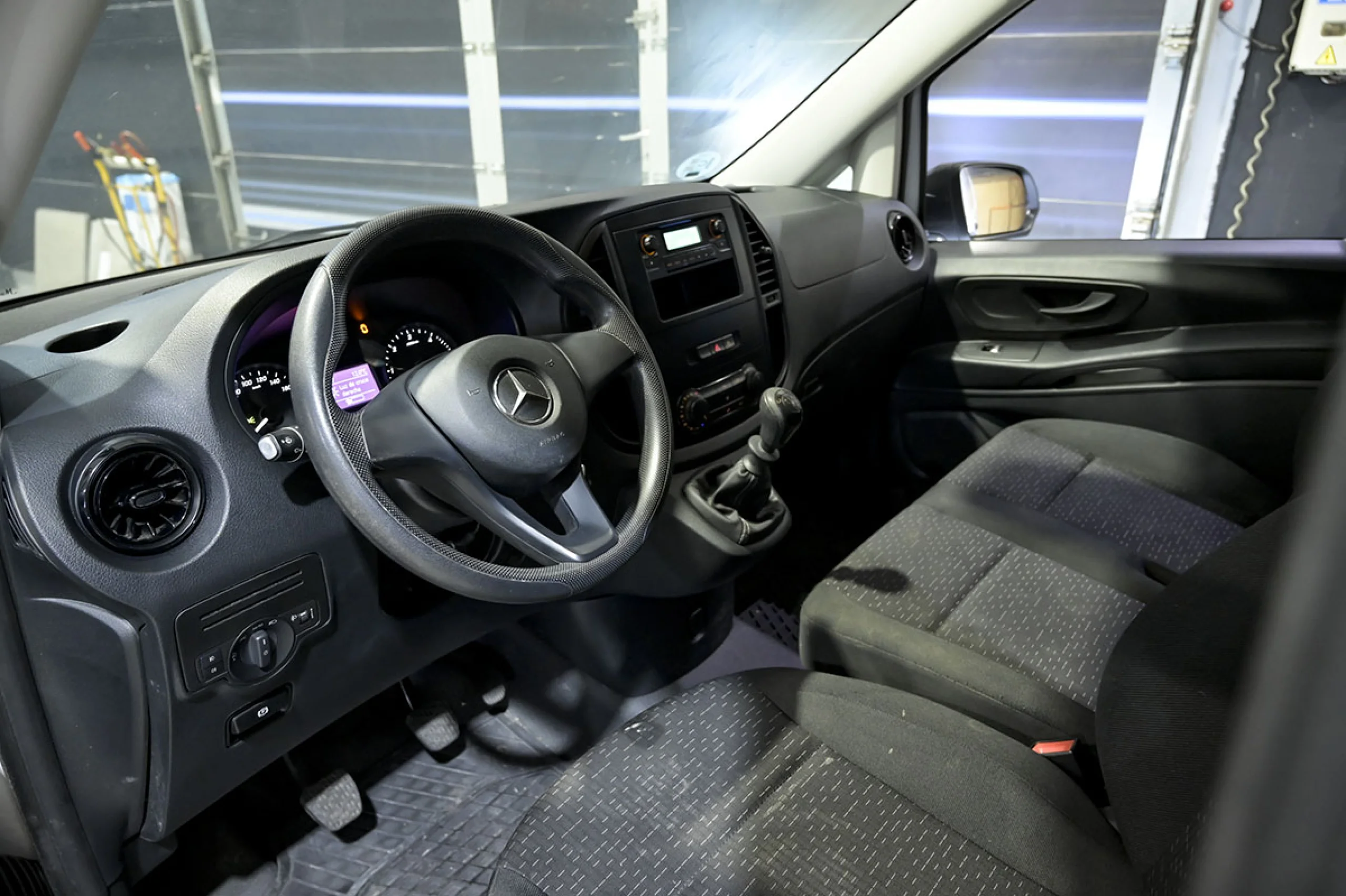 Mercedes-Benz Vito MERCEDES-BENZ Vito 110CDI 75kW furgon Base larga - Foto 6