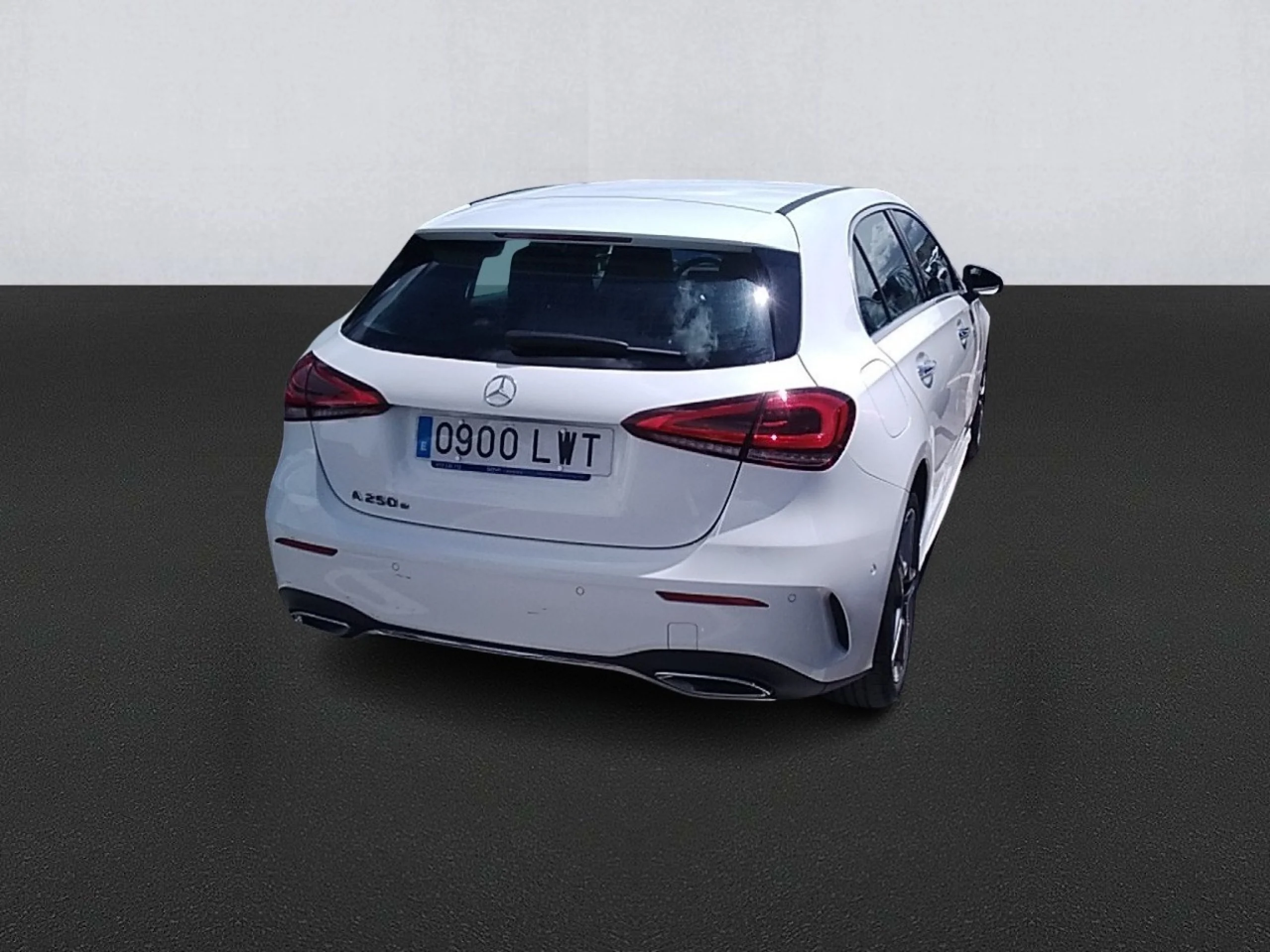 Mercedes-Benz A 250 MERCEDES A-CLASS A 250 e - Foto 4