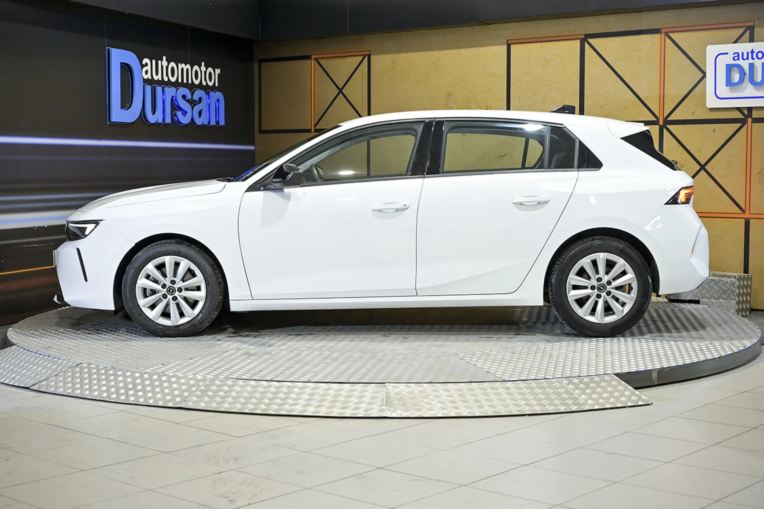 Opel Astra 1.5D DTH 96kW 130CV Edition - Foto 24