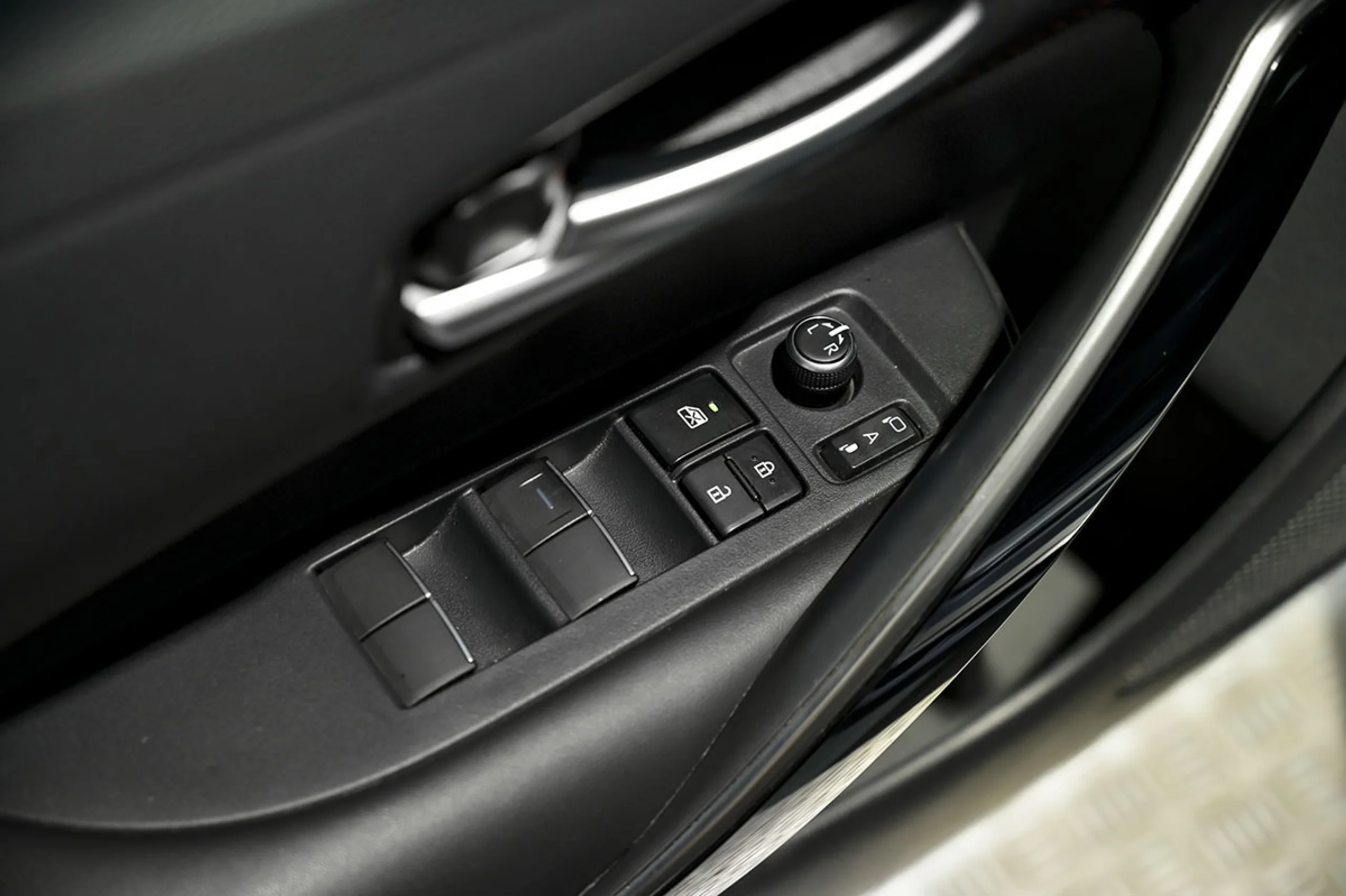 Toyota Corolla 140H GRSport - Foto 23