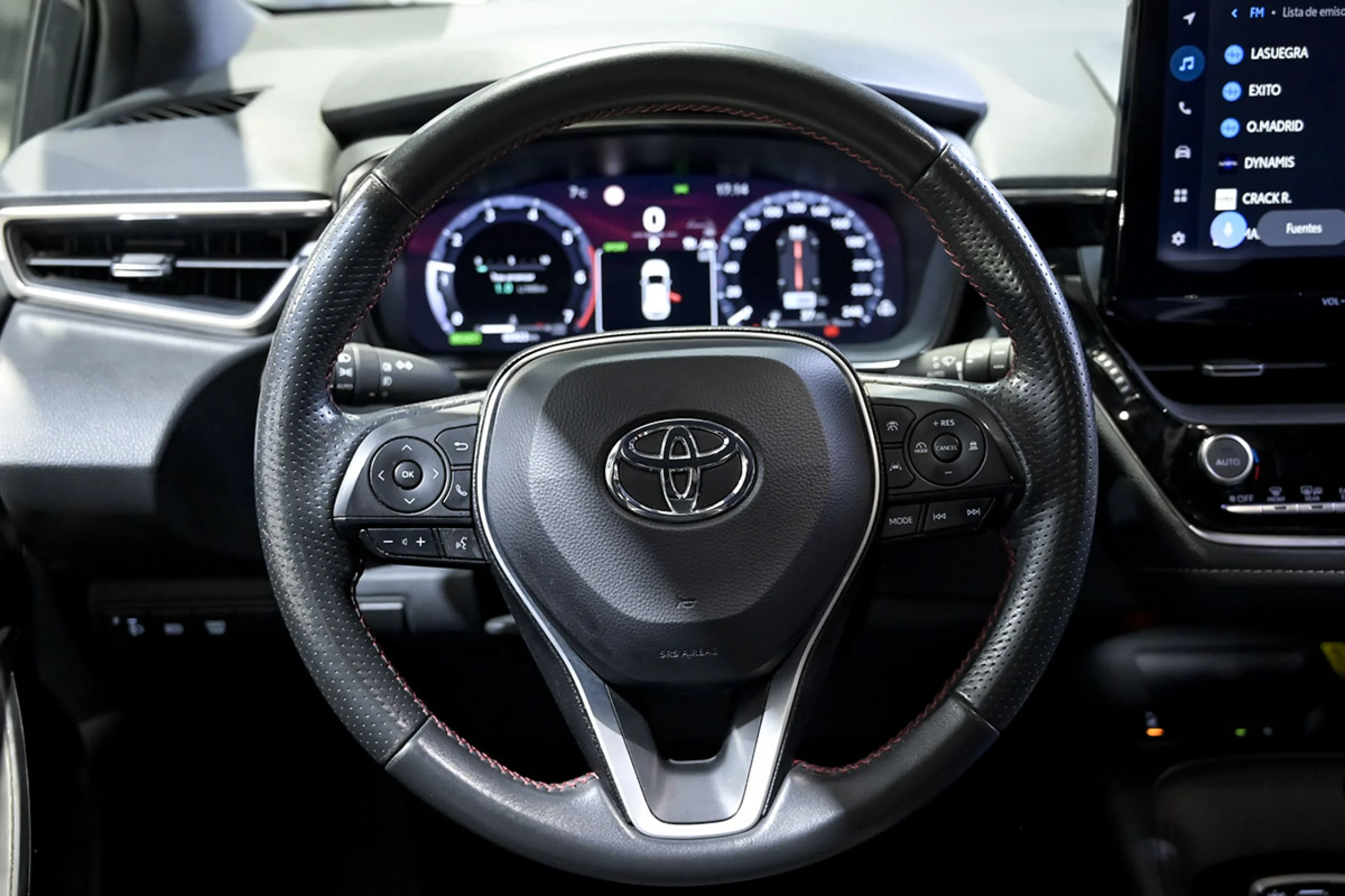 Toyota Corolla 140H GRSport - Foto 27