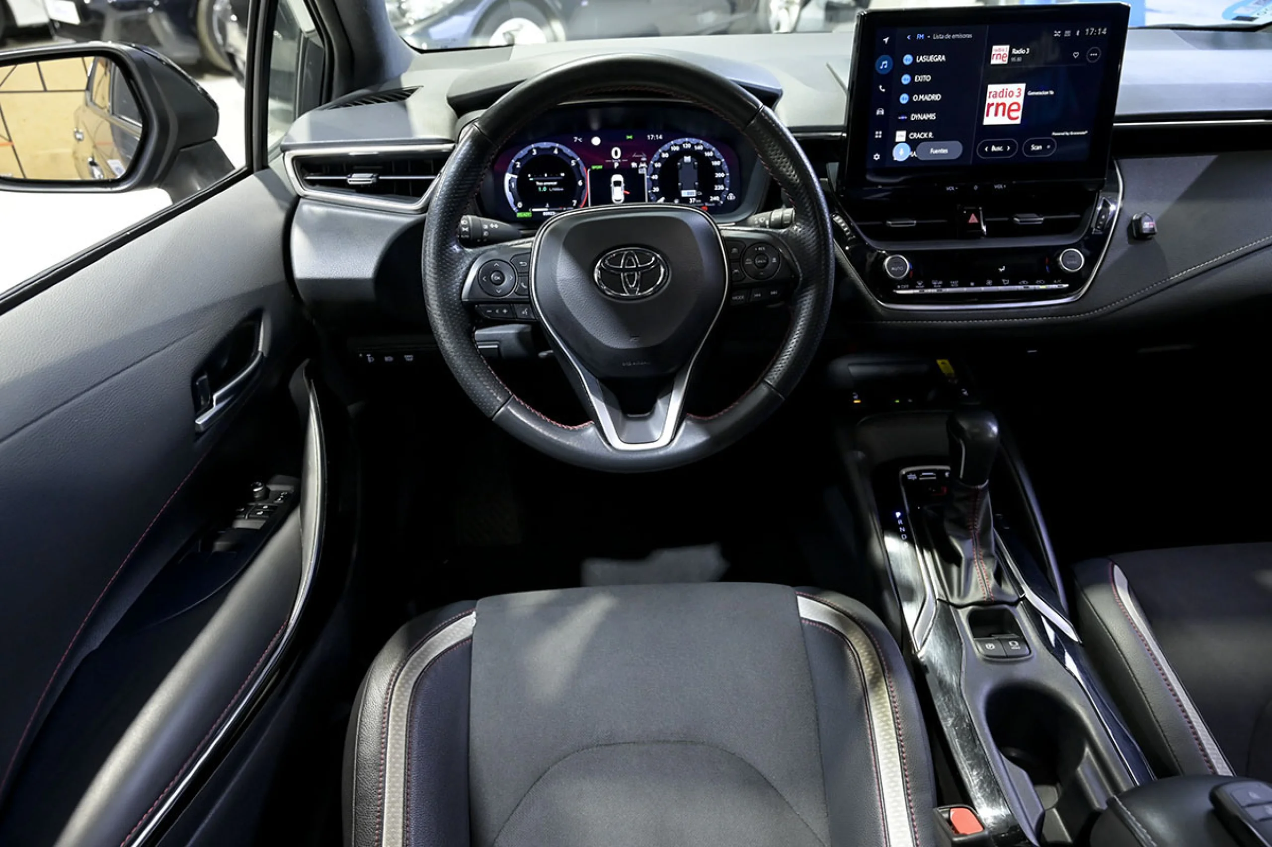 Toyota Corolla 140H GRSport - Foto 33