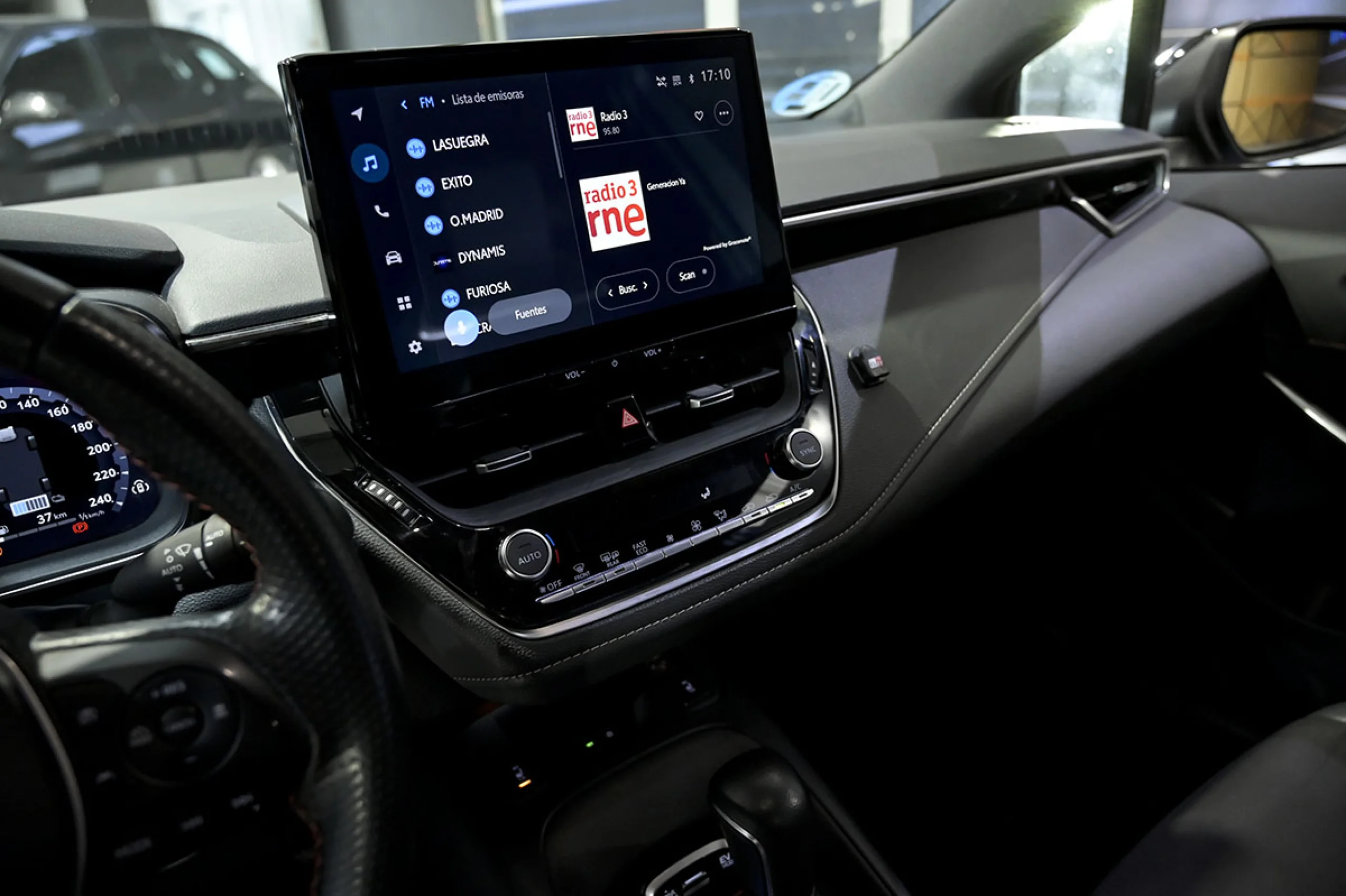 Toyota Corolla 140H GRSport - Foto 34