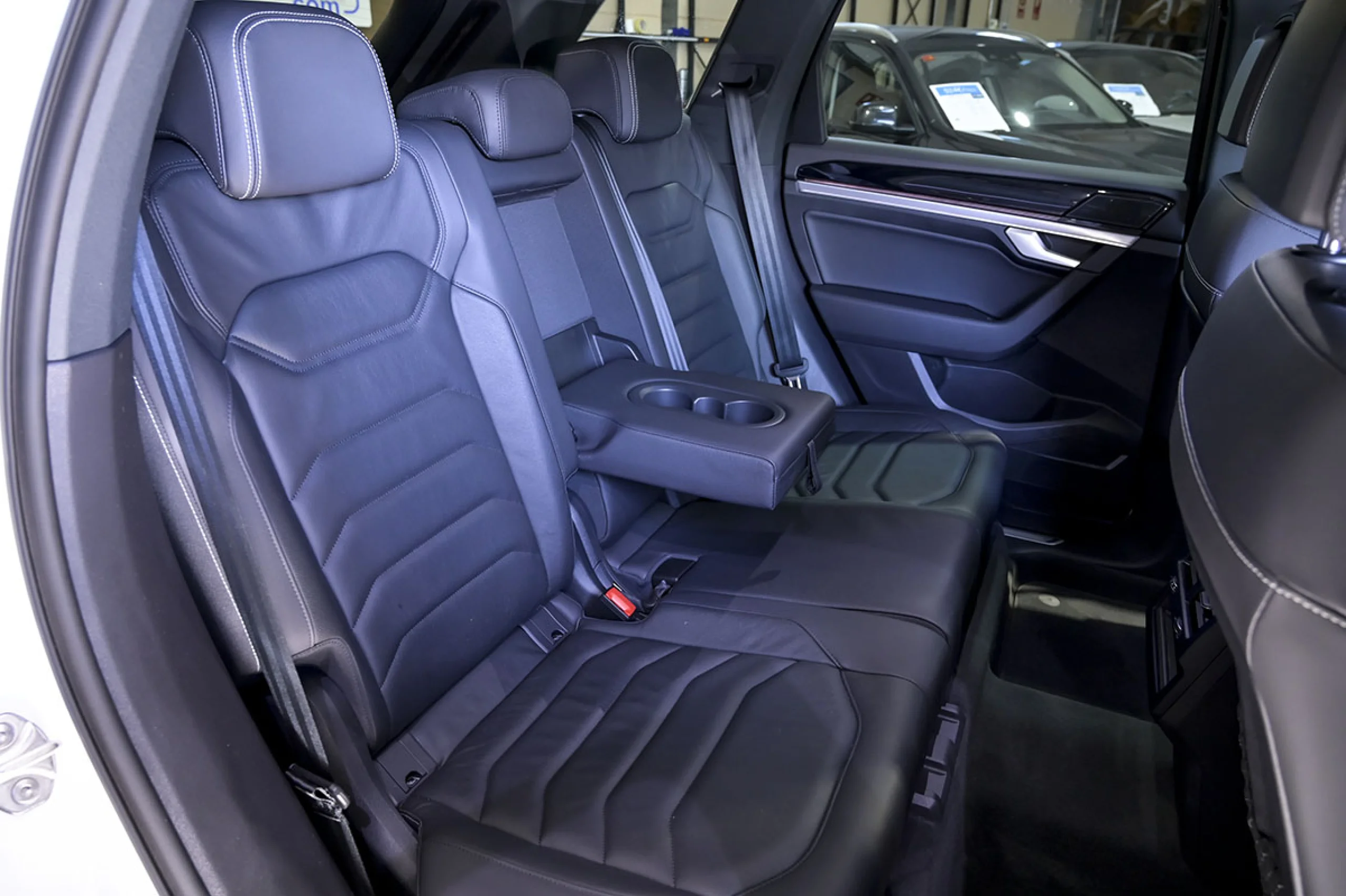 Volkswagen Touareg Prem Eleg 3.0 V6 TDI 210kW Tip 4M - Foto 17