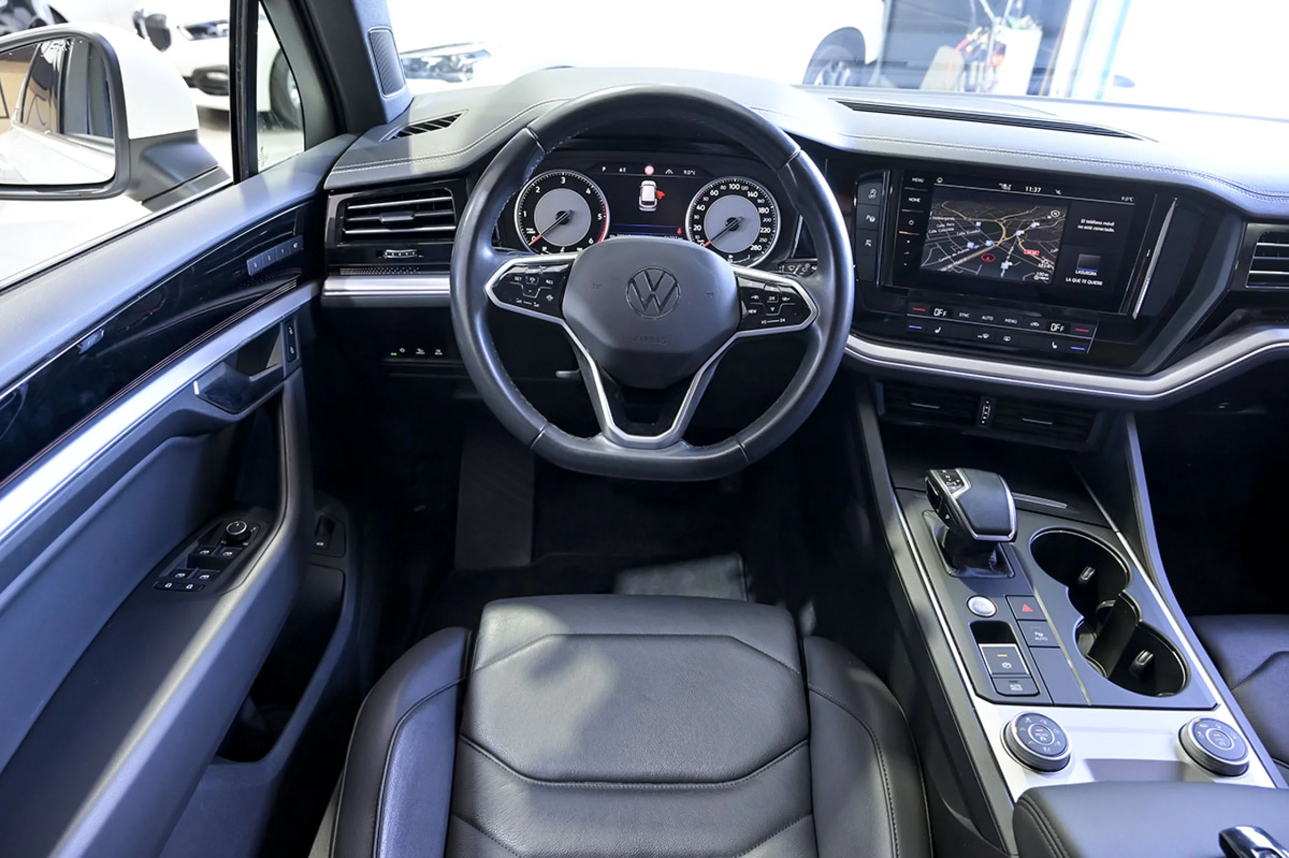 Volkswagen Touareg Prem Eleg 3.0 V6 TDI 210kW Tip 4M - Foto 32