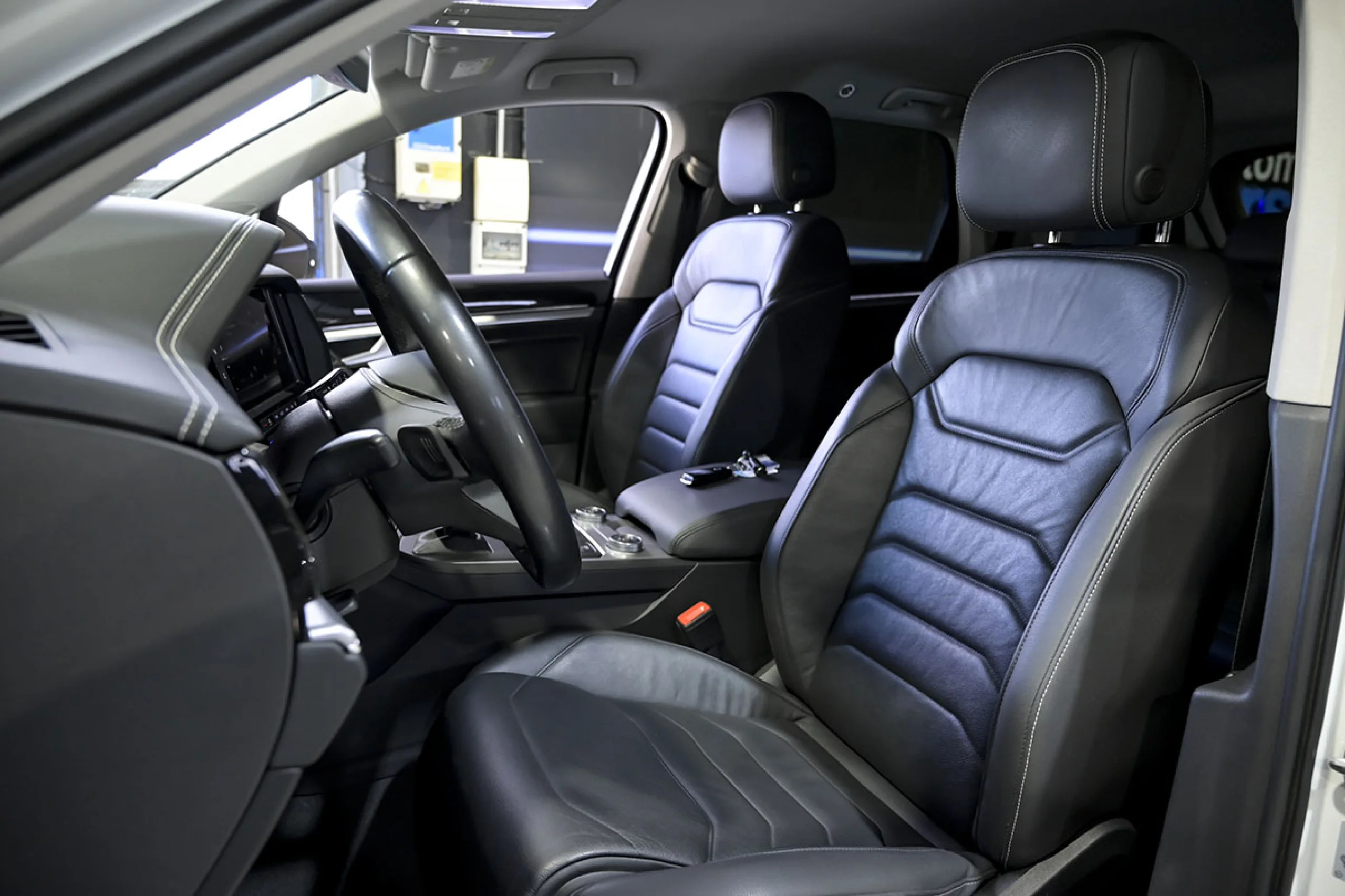 Volkswagen Touareg Prem Eleg 3.0 V6 TDI 170kW Tip 4M - Foto 37