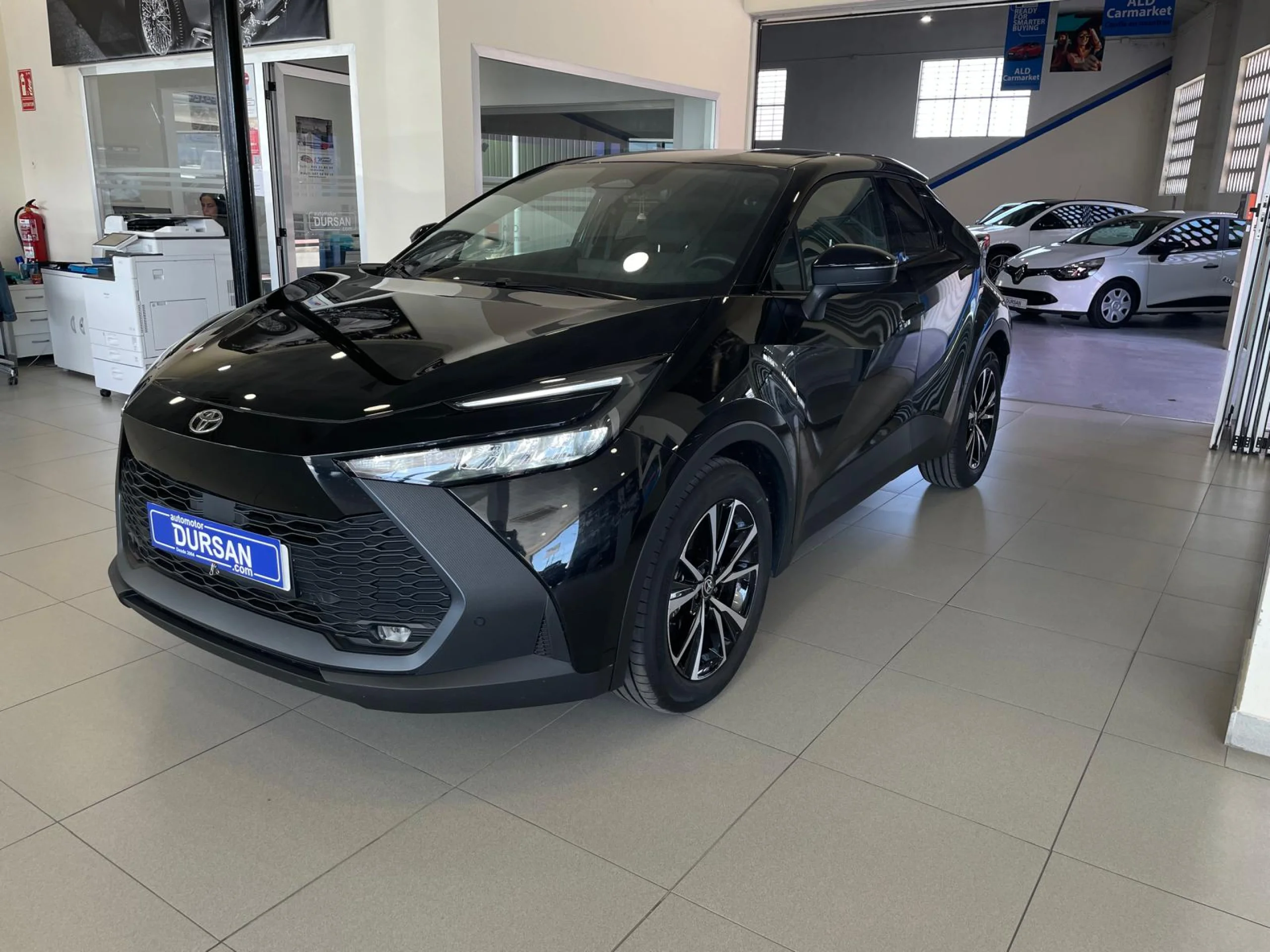 Toyota C-HR ADVANCE 2WD - Foto 1