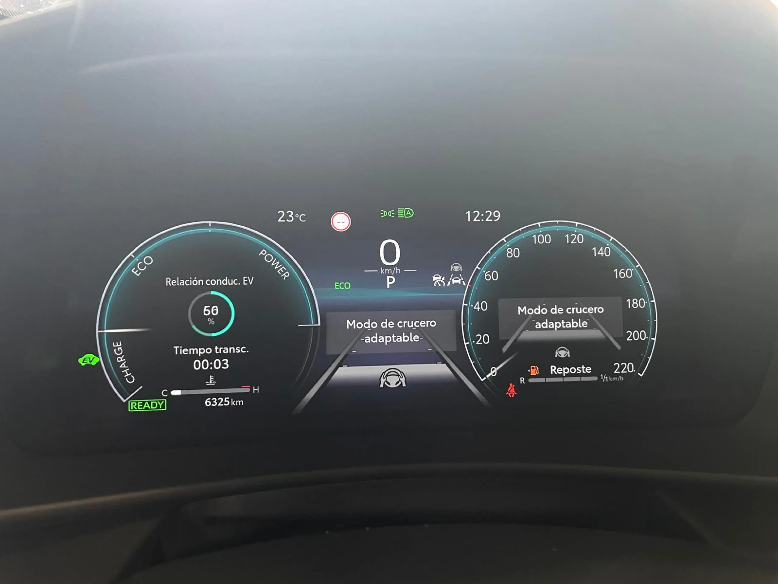 Toyota C-HR ADVANCE 2WD - Foto 13