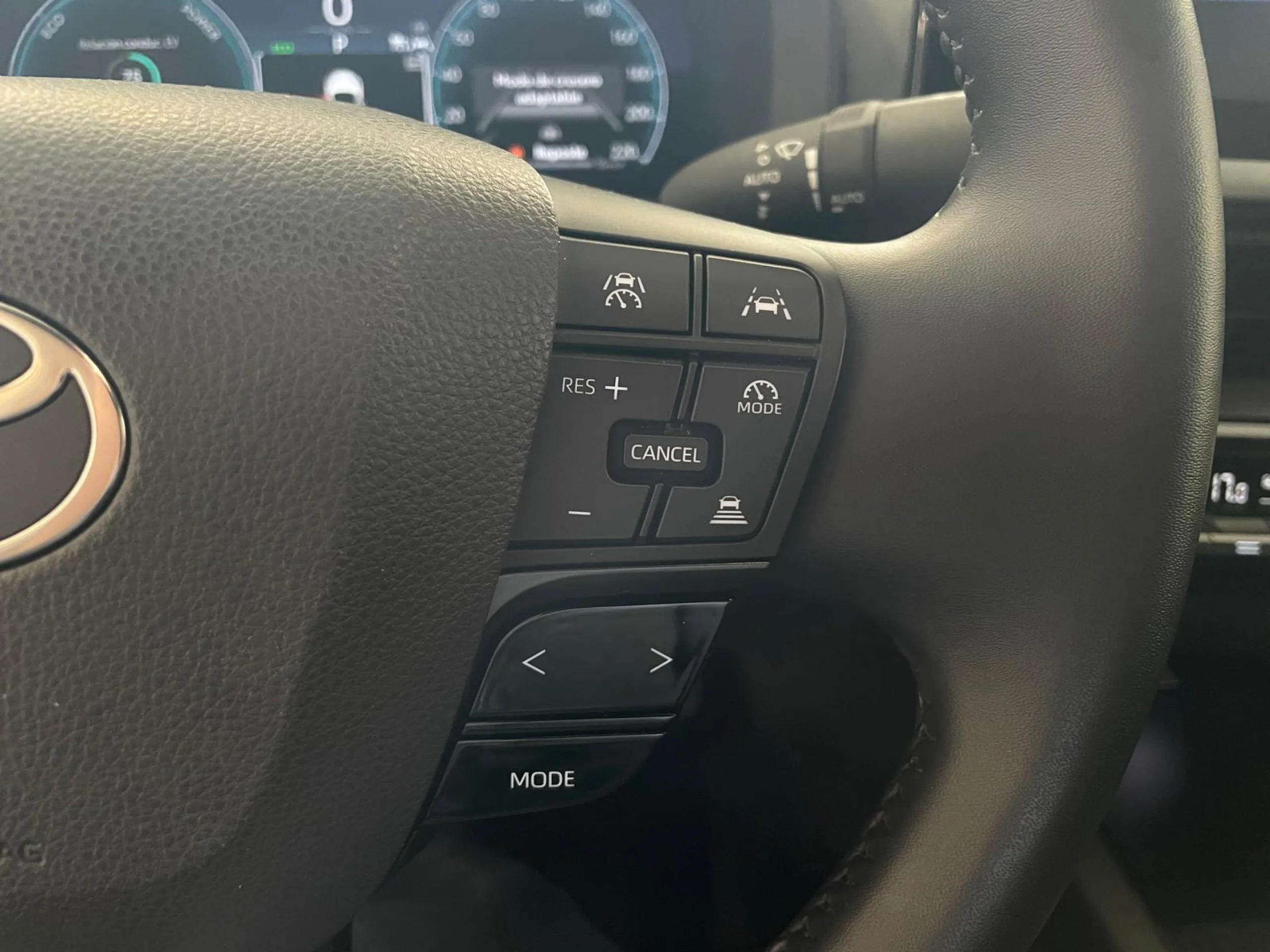 Toyota C-HR ADVANCE 2WD - Foto 18