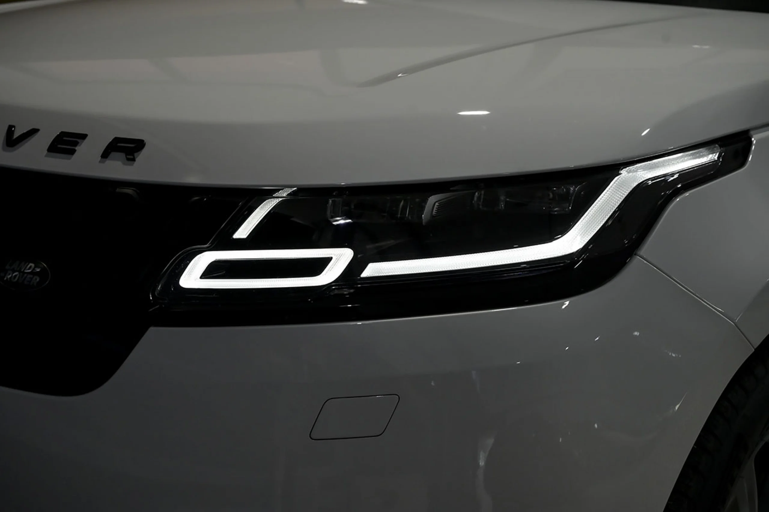 Land Rover Range Rover Velar 2.0D I4 150kW 204CV S 4WD Auto - Foto 17