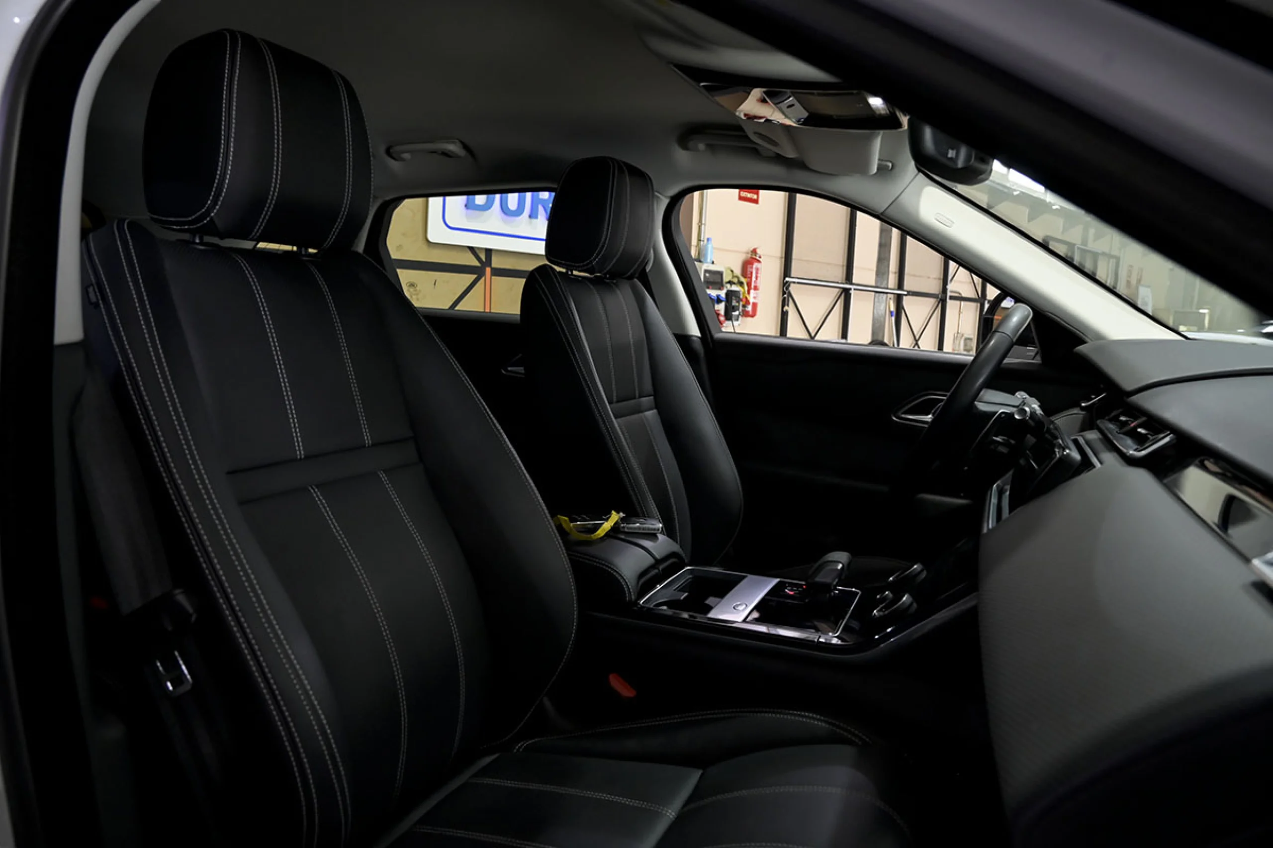 Land Rover Range Rover Velar 2.0D I4 150kW 204CV S 4WD Auto - Foto 27