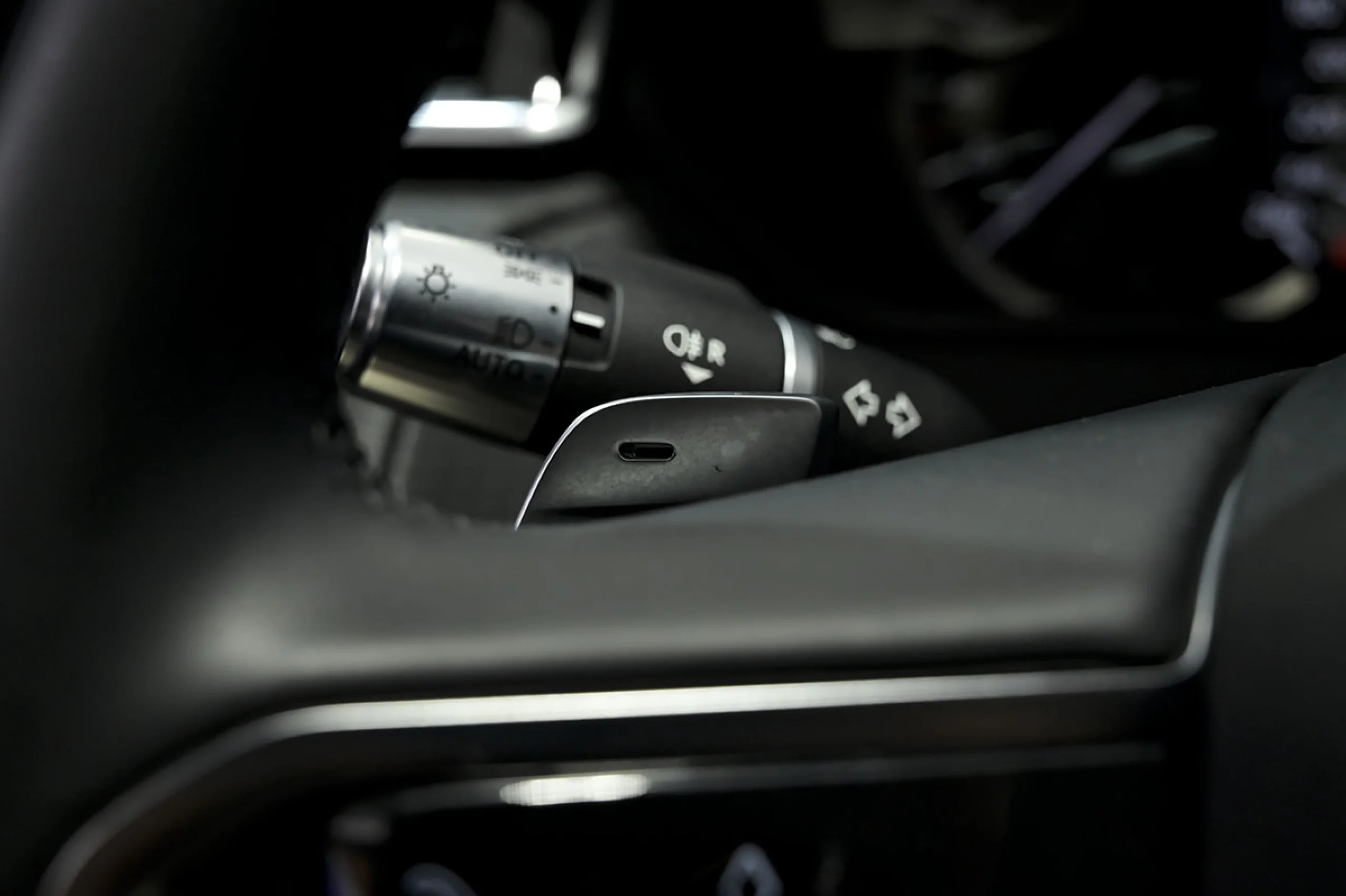 Land Rover Range Rover Velar 2.0D I4 150kW 204CV S 4WD Auto - Foto 33