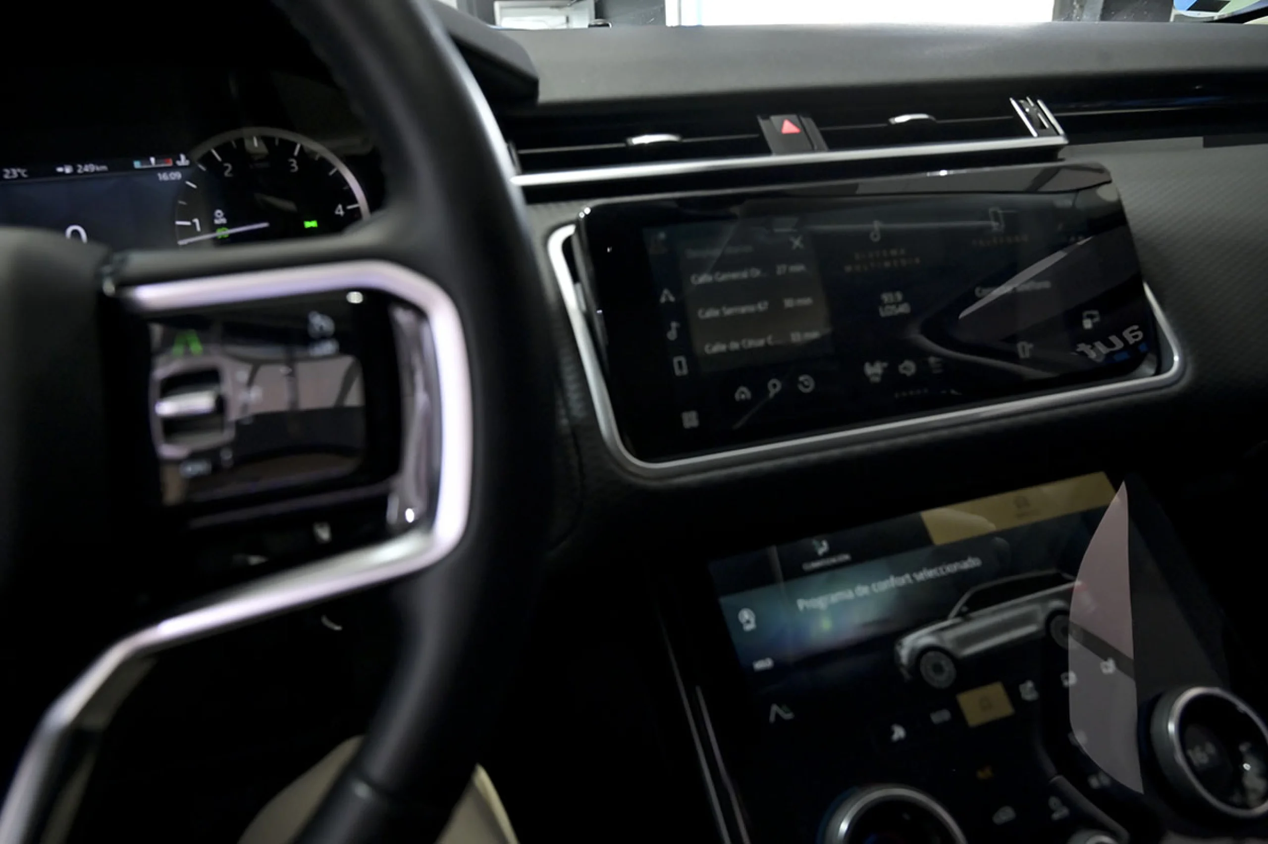 Land Rover Range Rover Velar 2.0D I4 150kW 204CV S 4WD Auto - Foto 41