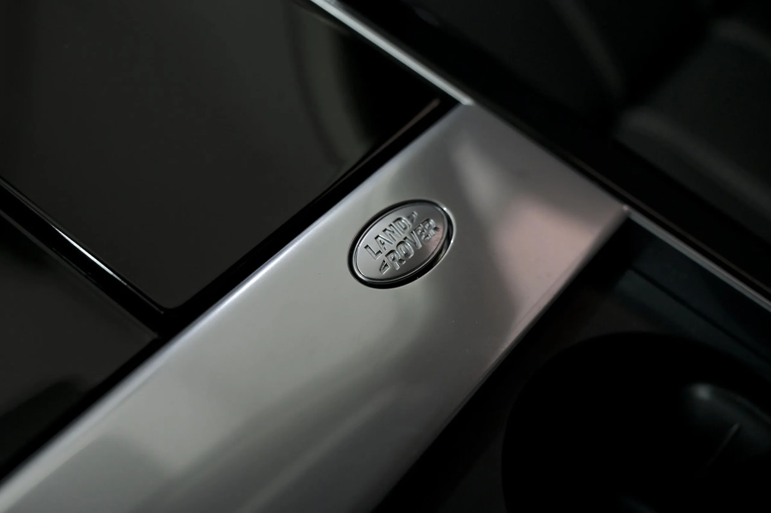 Land Rover Range Rover Velar 2.0D I4 150kW 204CV S 4WD Auto - Foto 53