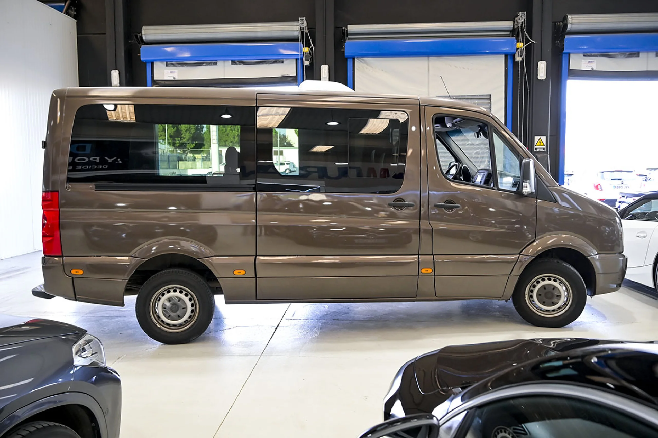 Volkswagen Crafter PRO Kombi 2.0TDI 163cv BMT 35 Medio - Foto 14