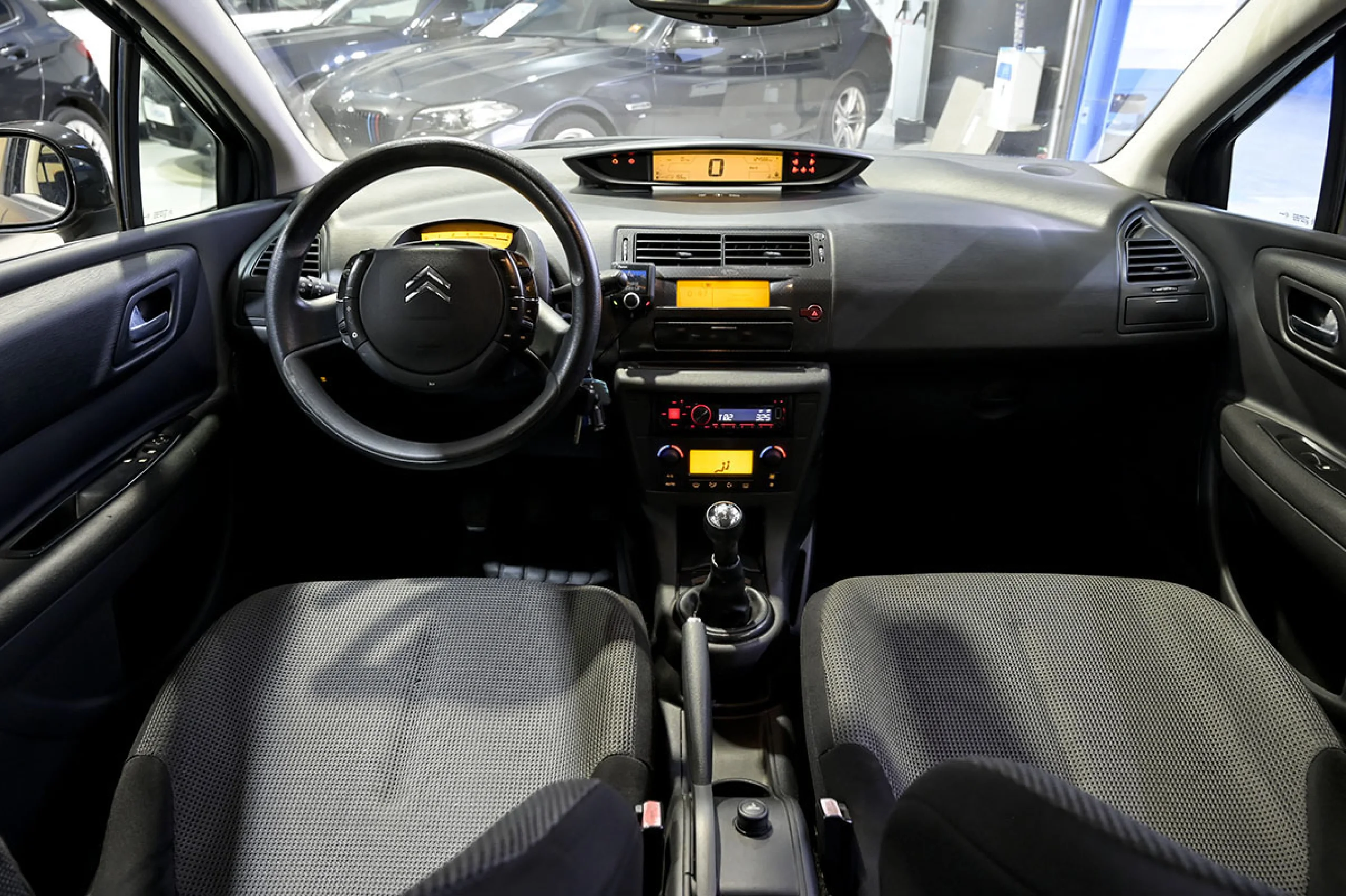 Citroen C4 1.6 HDi 110 Collection - Foto 8