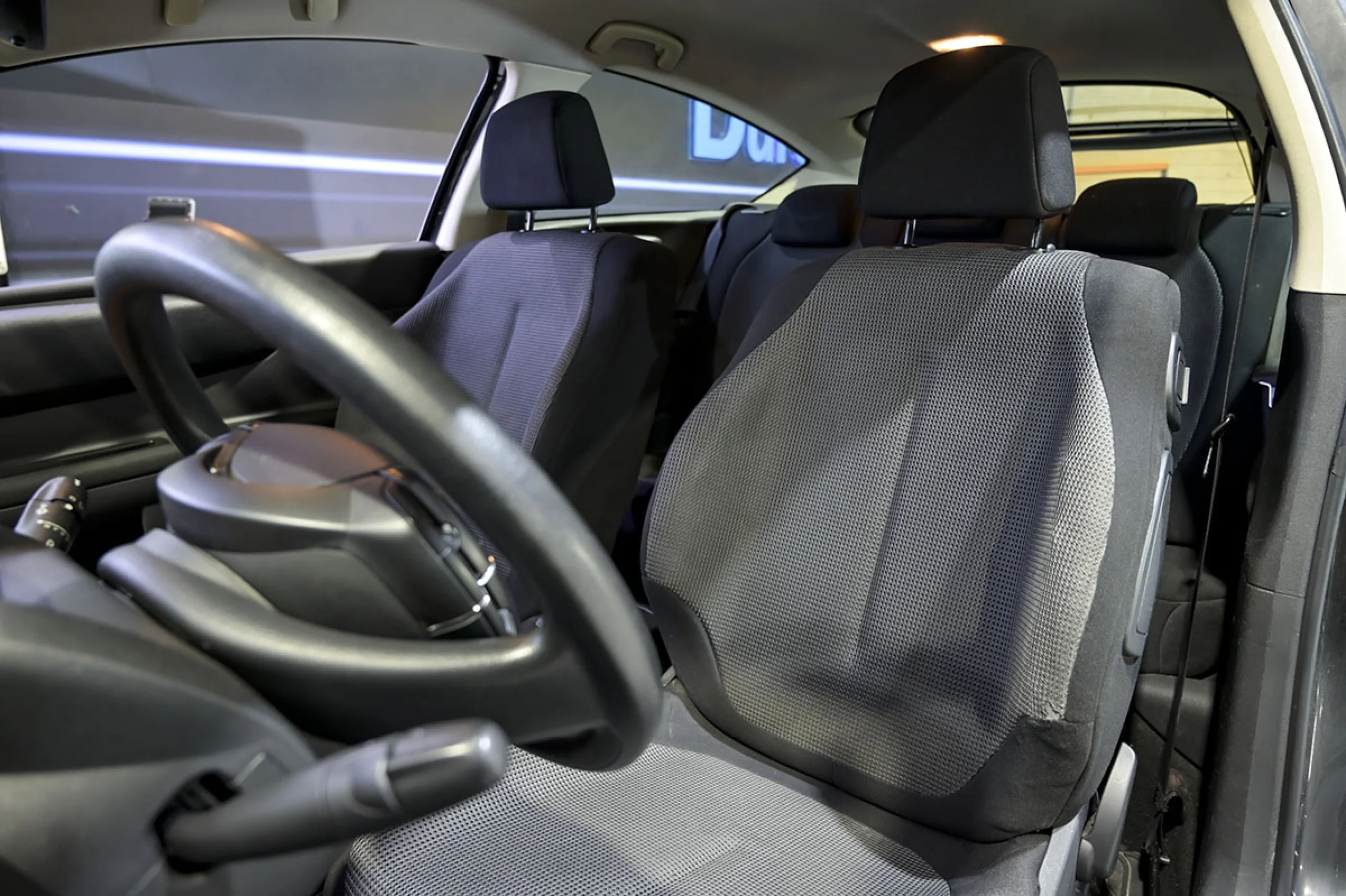 Citroen C4 1.6 HDi 110 Collection - Foto 9