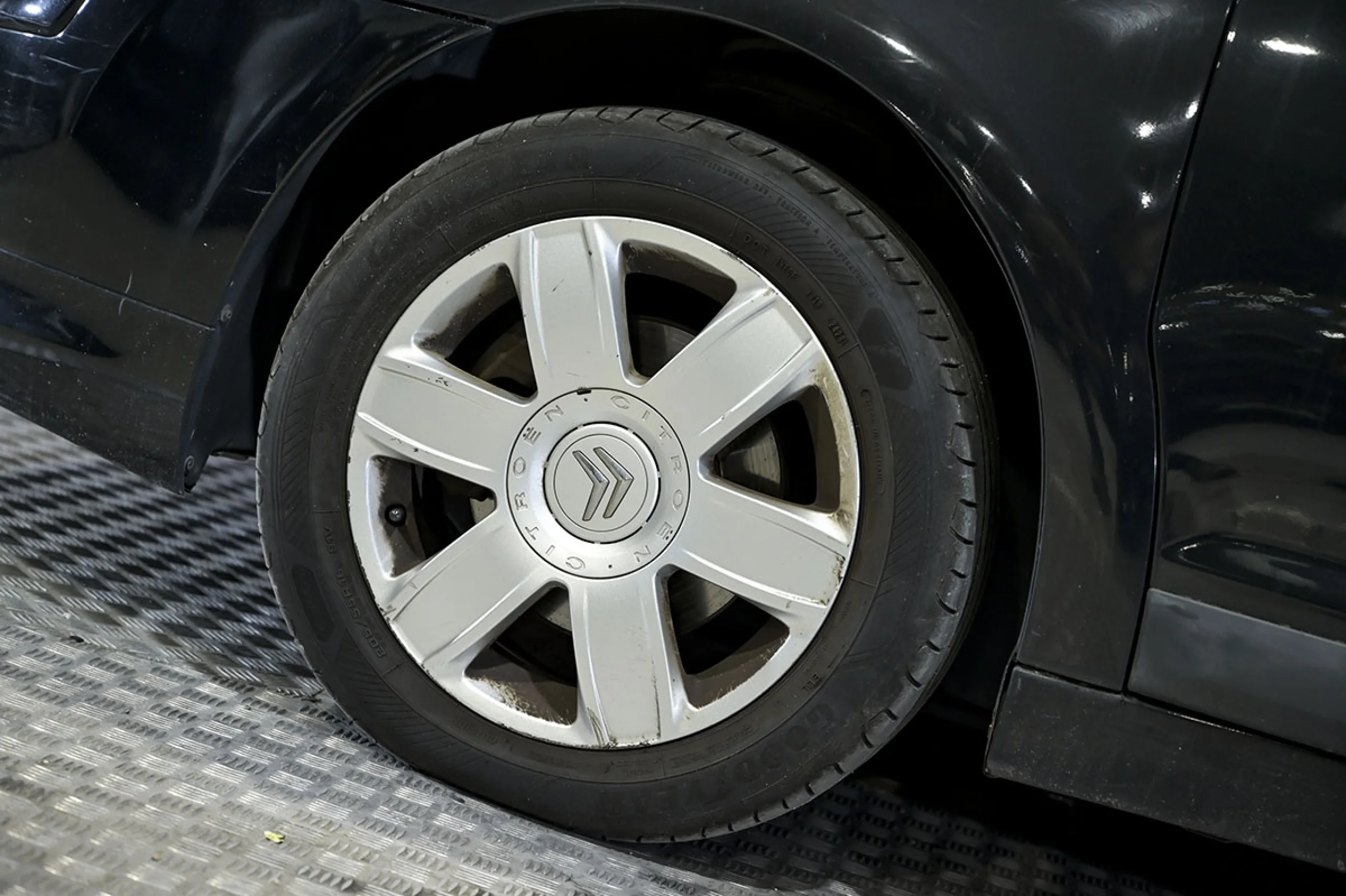 Citroen C4 1.6 HDi 110 Collection - Foto 13