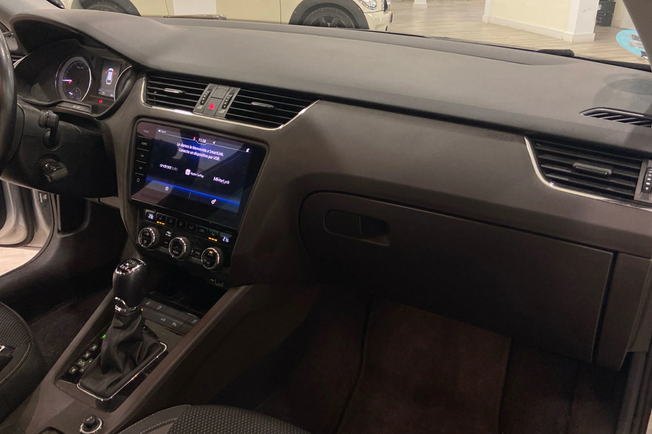 Skoda Octavia Combi 2.0 TDI CR 135kW DSG 4x4 RS - Foto 9