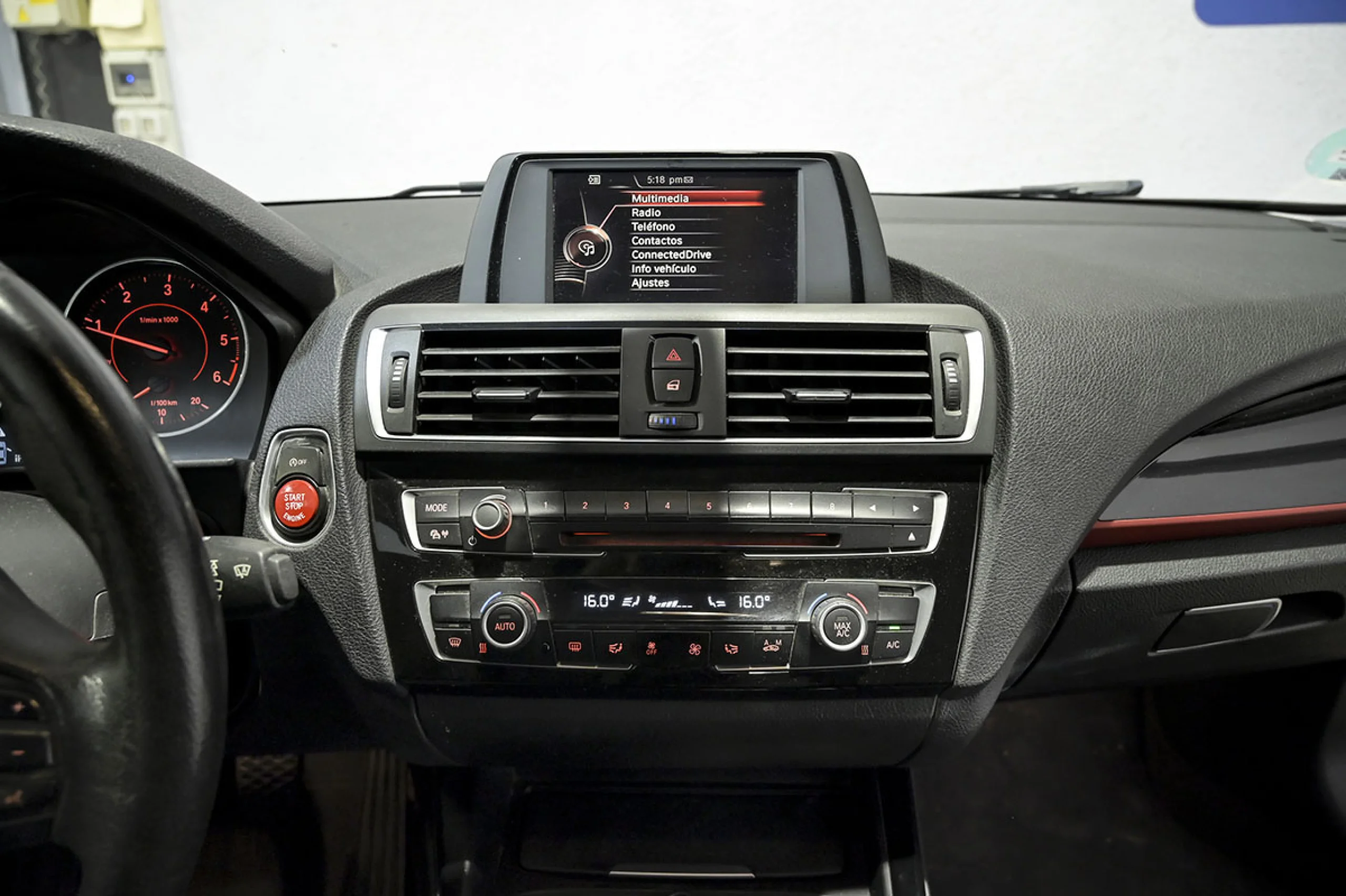 BMW 218 Serie 2 218d - Foto 19