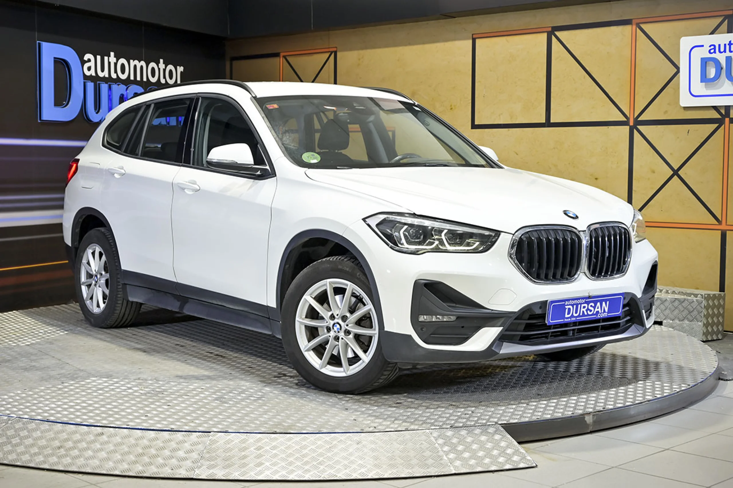 BMW X1 sDrive18dA Business - Foto 3