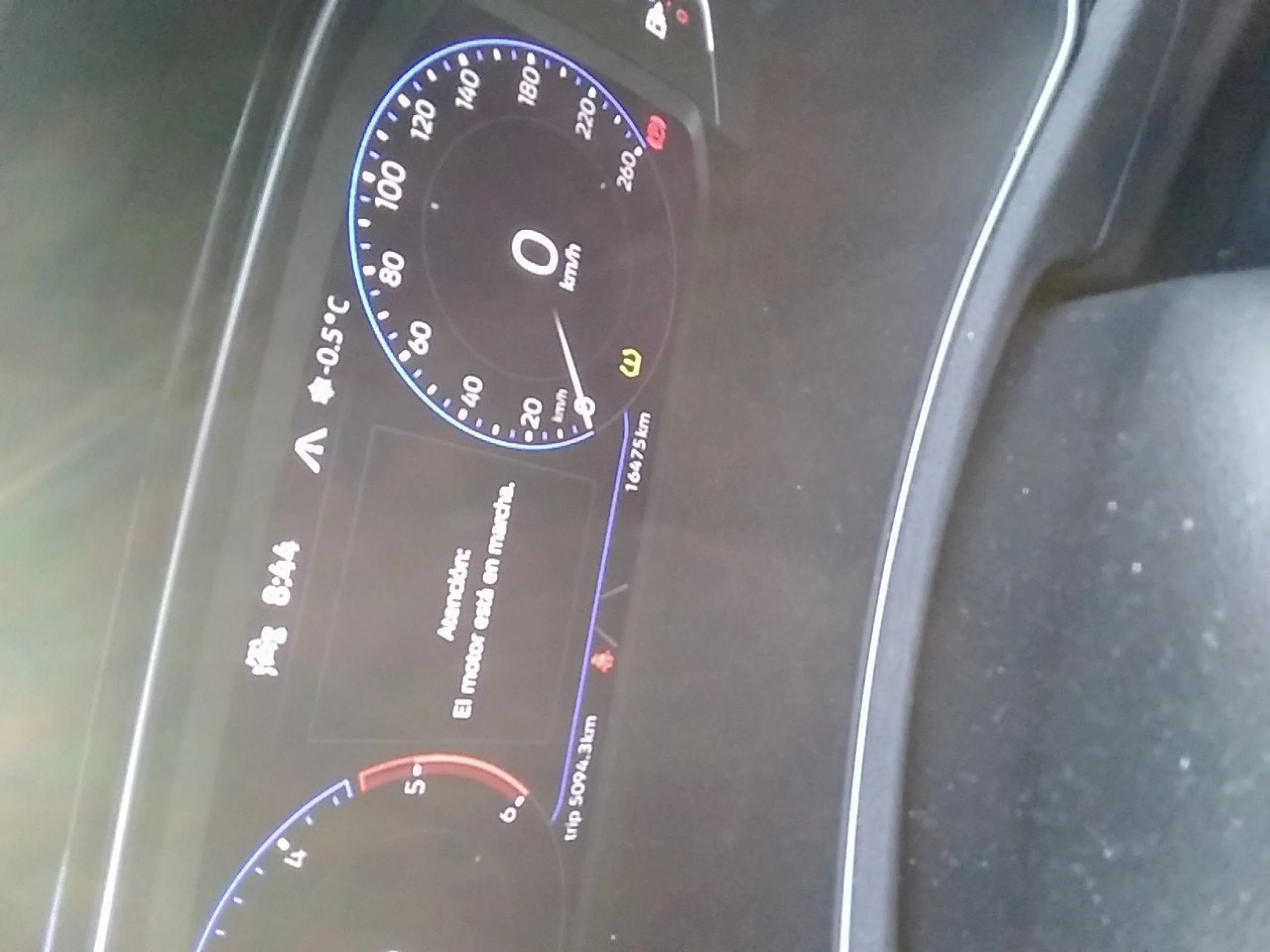 Volkswagen T-Roc Sport 2.0 TDI 110kW (150CV) DSG - Foto 8